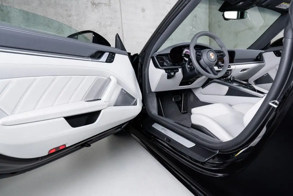 Porsche 911 Turbo S, VIII (992), 2024 купить в салоне Million Miles