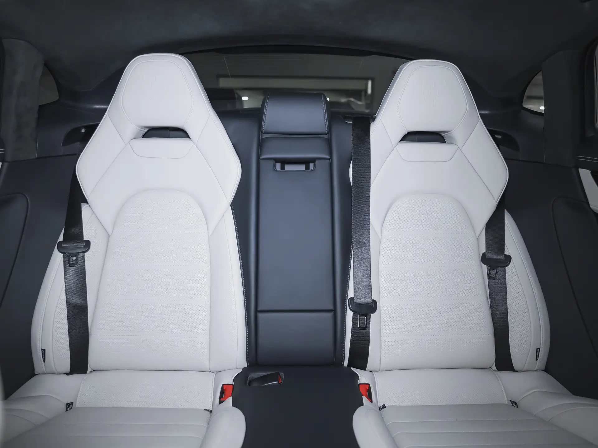 Porsche Panamera Turbo S E-Hybrid, III, 2025 купить в салоне Million Miles