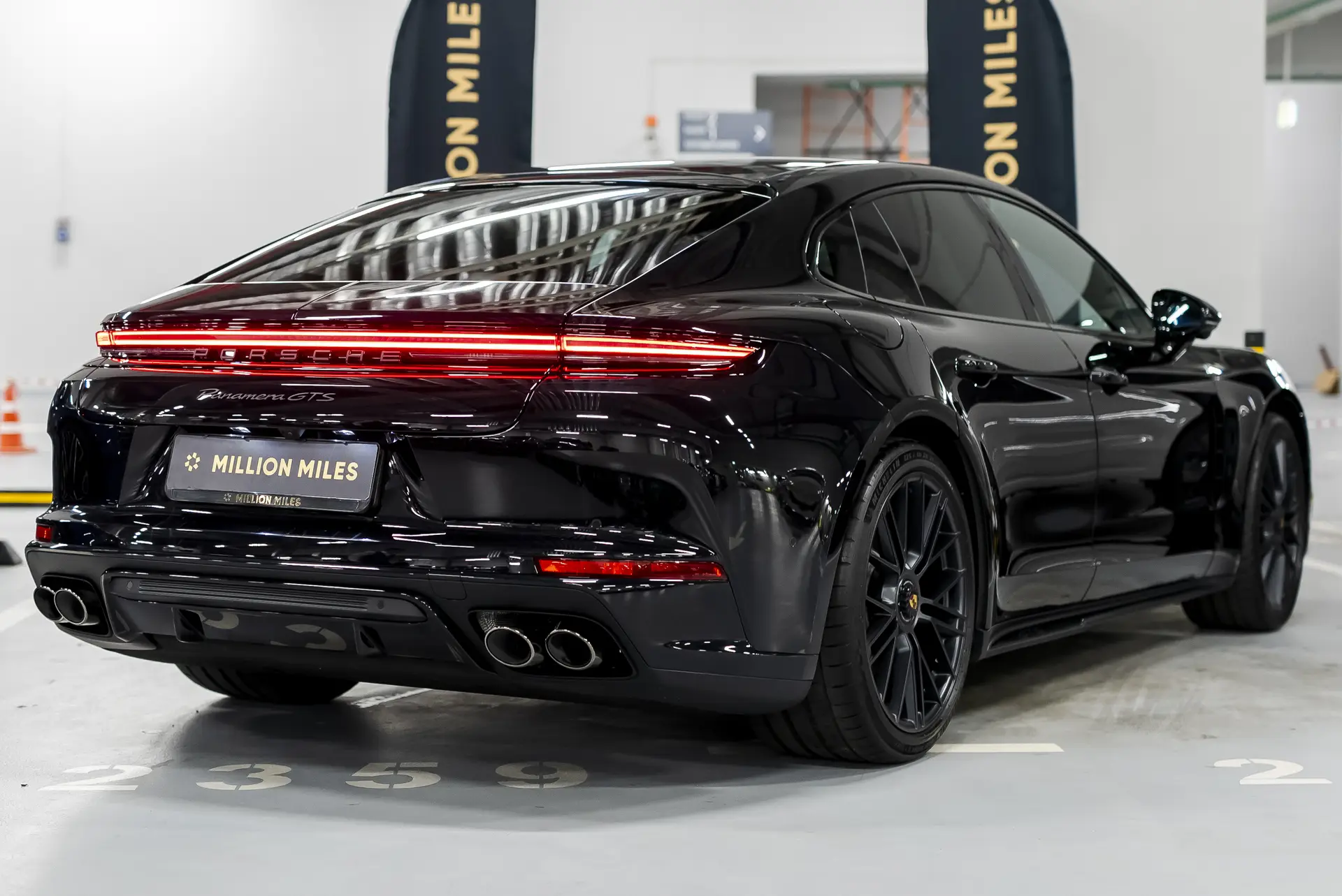 Porsche Panamera, III, 2025 купить в салоне Million Miles