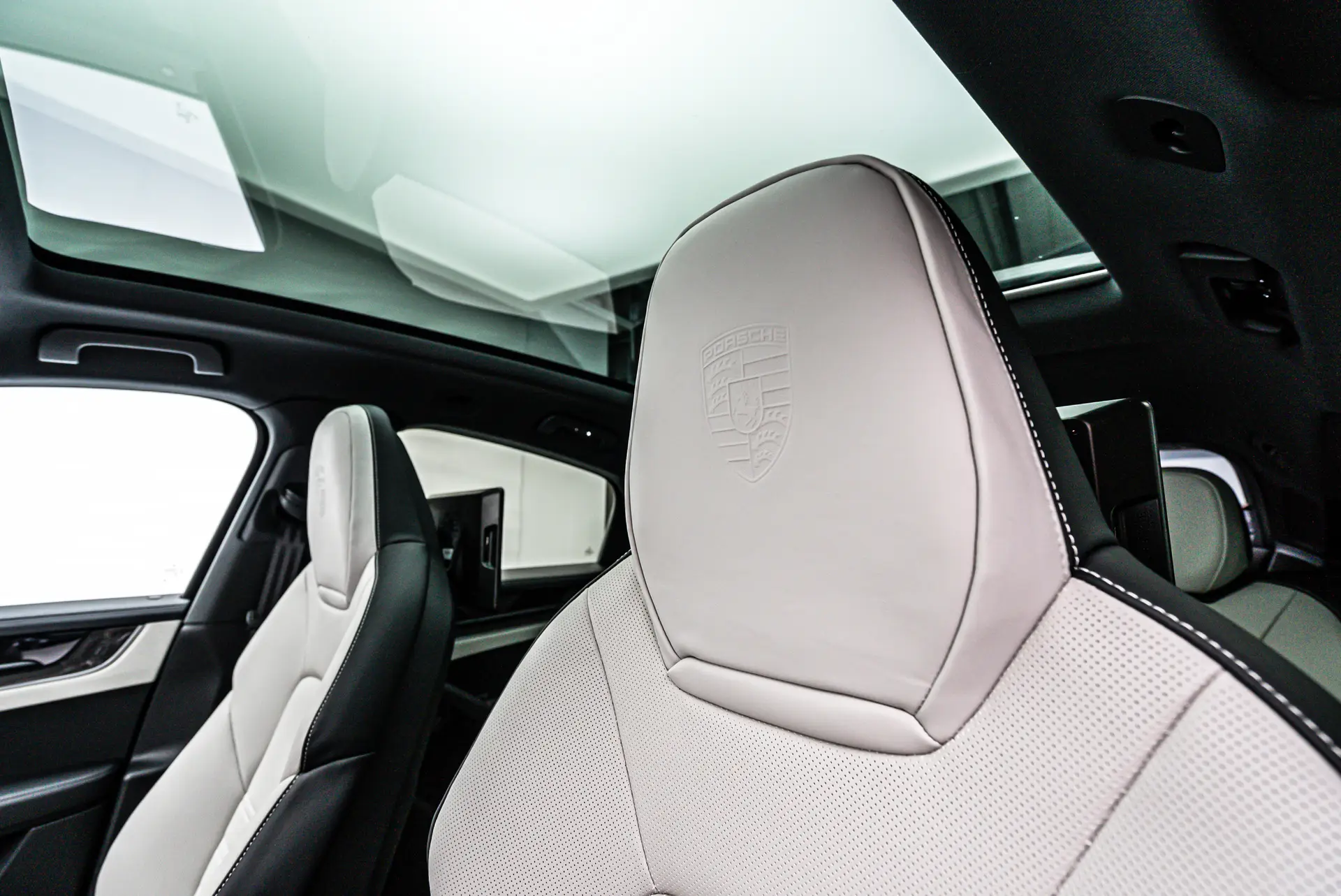 Porsche Cayenne S Coupé, III Рестайлинг, 2025 купить в салоне Million Miles