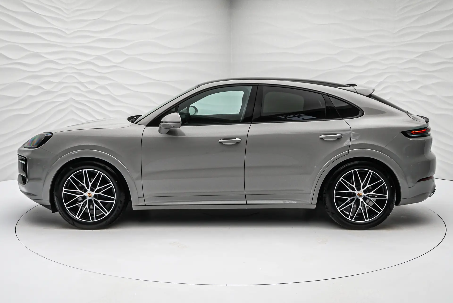 Porsche Cayenne S Coupé, III Рестайлинг, 2025 купить в салоне Million Miles