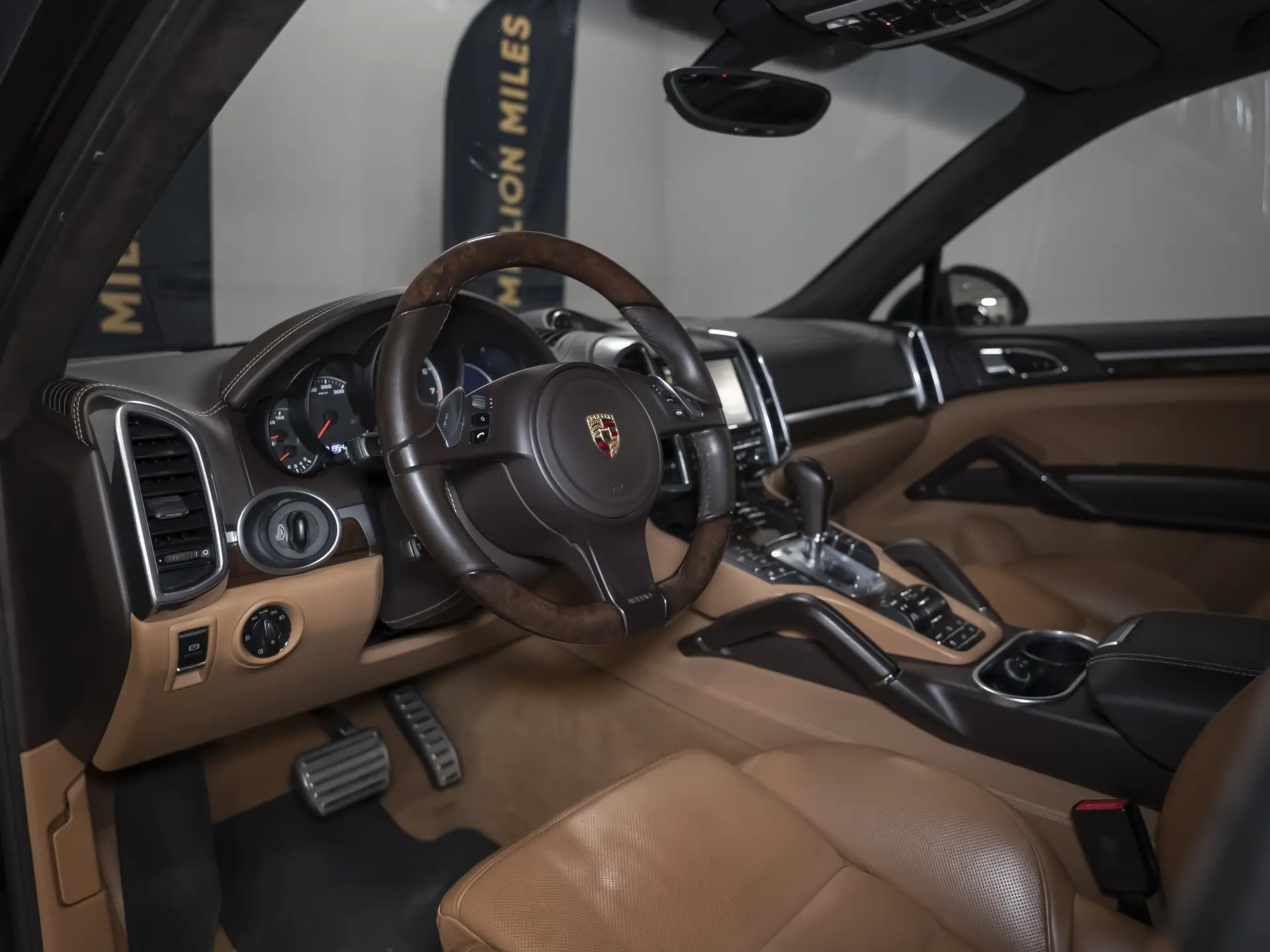 Porsche Cayenne Turbo, II (958), 2012 купить в салоне Million Miles