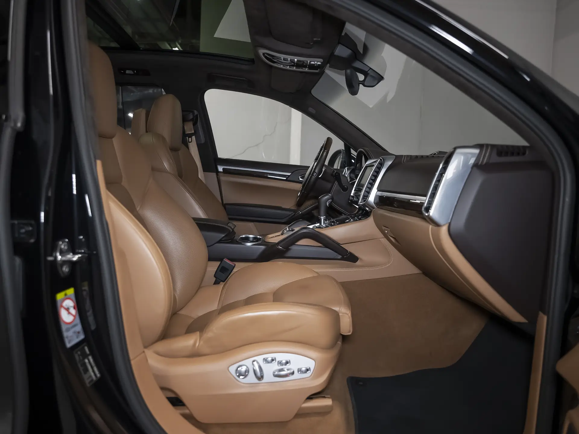 Porsche Cayenne Turbo, II (958), 2012 купить в салоне Million Miles