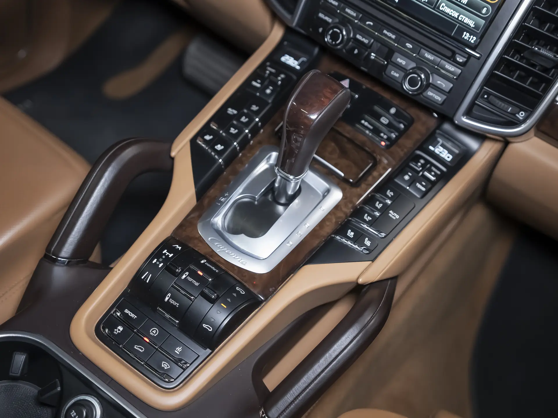 Porsche Cayenne Turbo, II (958), 2012 купить в салоне Million Miles