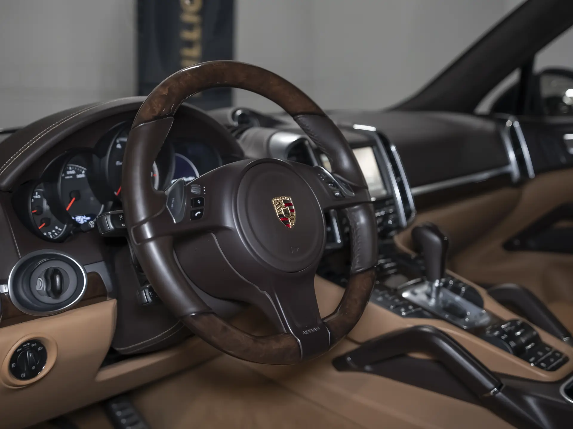 Porsche Cayenne Turbo, II (958), 2012 купить в салоне Million Miles