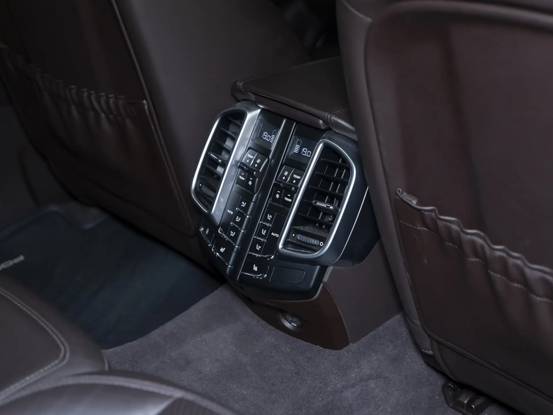 Porsche Cayenne Turbo S, II Рестайлинг (958), 2017 купить в салоне Million Miles