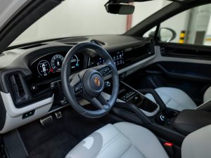 Porsche, Cayenne, III Рестайлинг, 2024 купить в салоне Million Miles