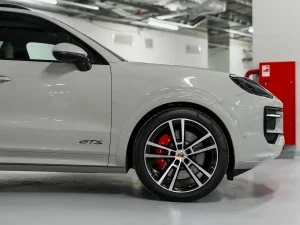 Porsche Cayenne GTS, III Рестайлинг, 2024 купить в салоне Million Miles
