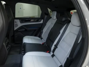 Porsche Cayenne GTS, III Рестайлинг, 2024 купить в салоне Million Miles