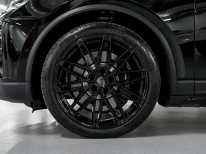 Porsche Macan Turbo, II, 2024 купить в салоне Million Miles