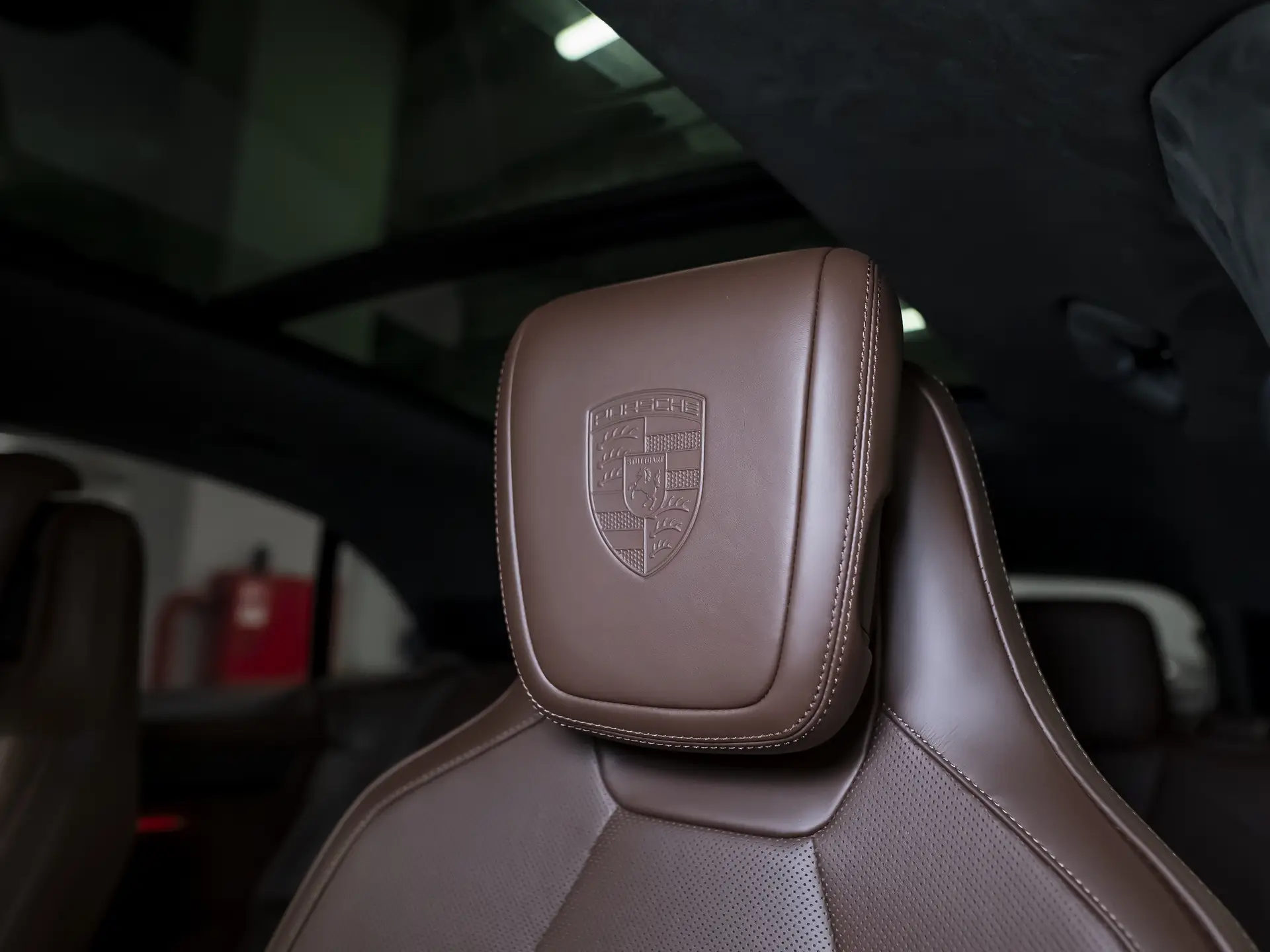 Porsche Macan Turbo, II, 2024 купить в салоне Million Miles