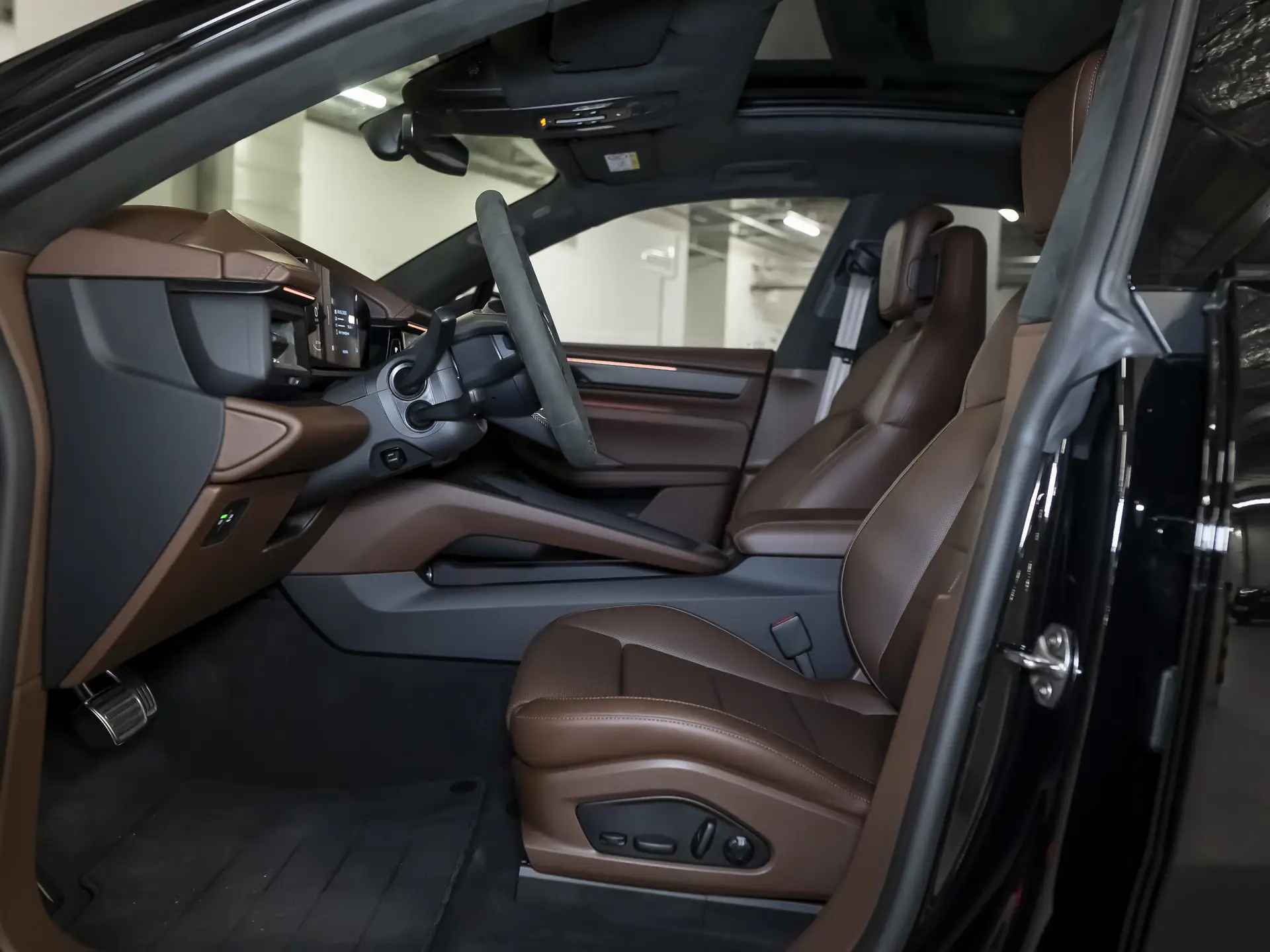 Porsche Macan Turbo, II, 2024 купить в салоне Million Miles