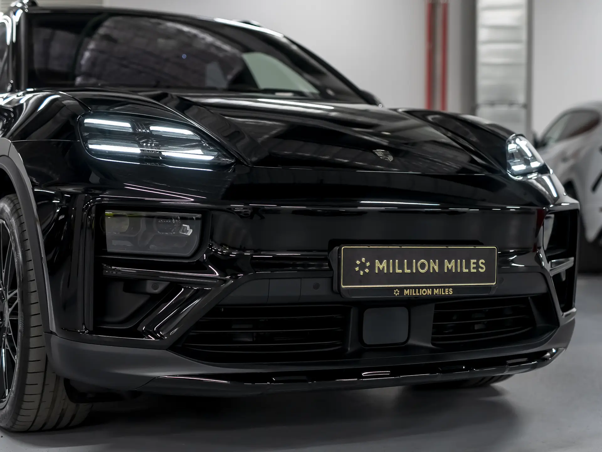 Porsche Macan Turbo, II, 2024 купить в салоне Million Miles
