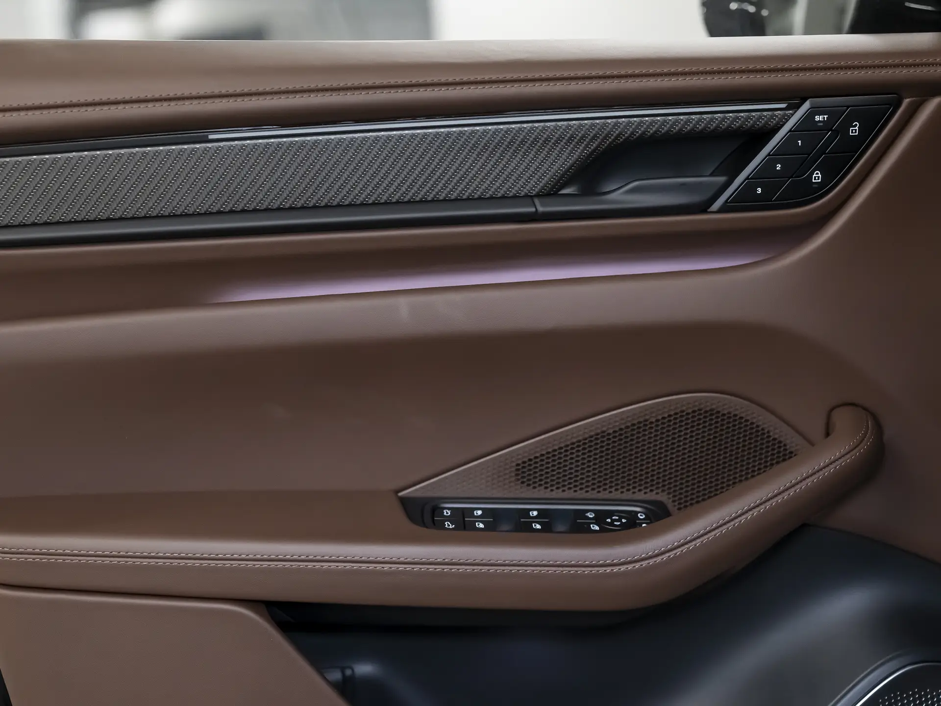 Porsche Macan Turbo, II, 2024 купить в салоне Million Miles