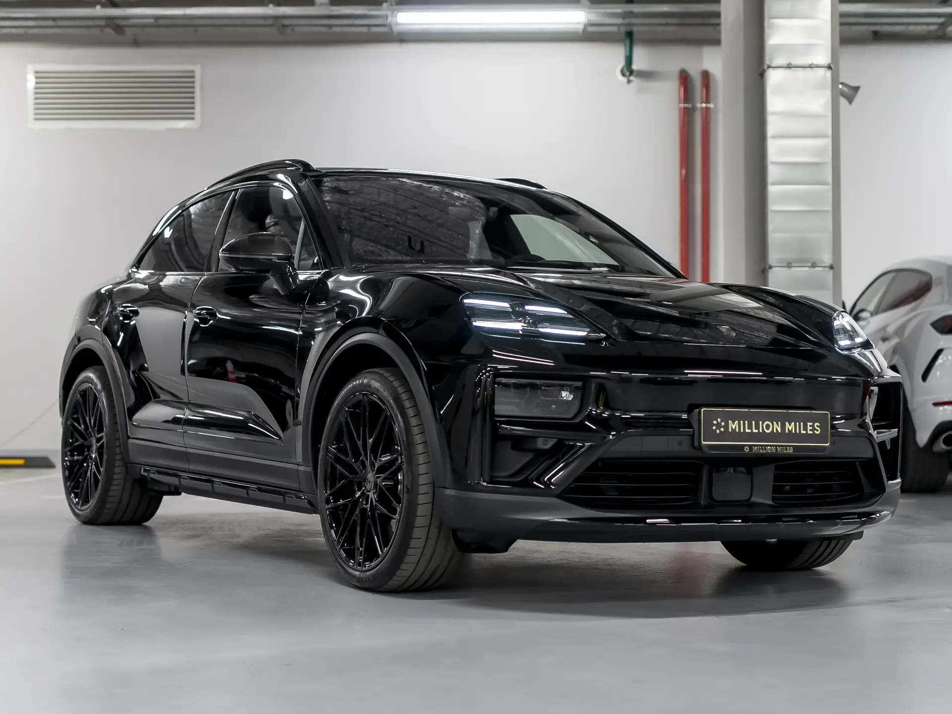Porsche Macan Turbo, II, 2024 купить в салоне Million Miles