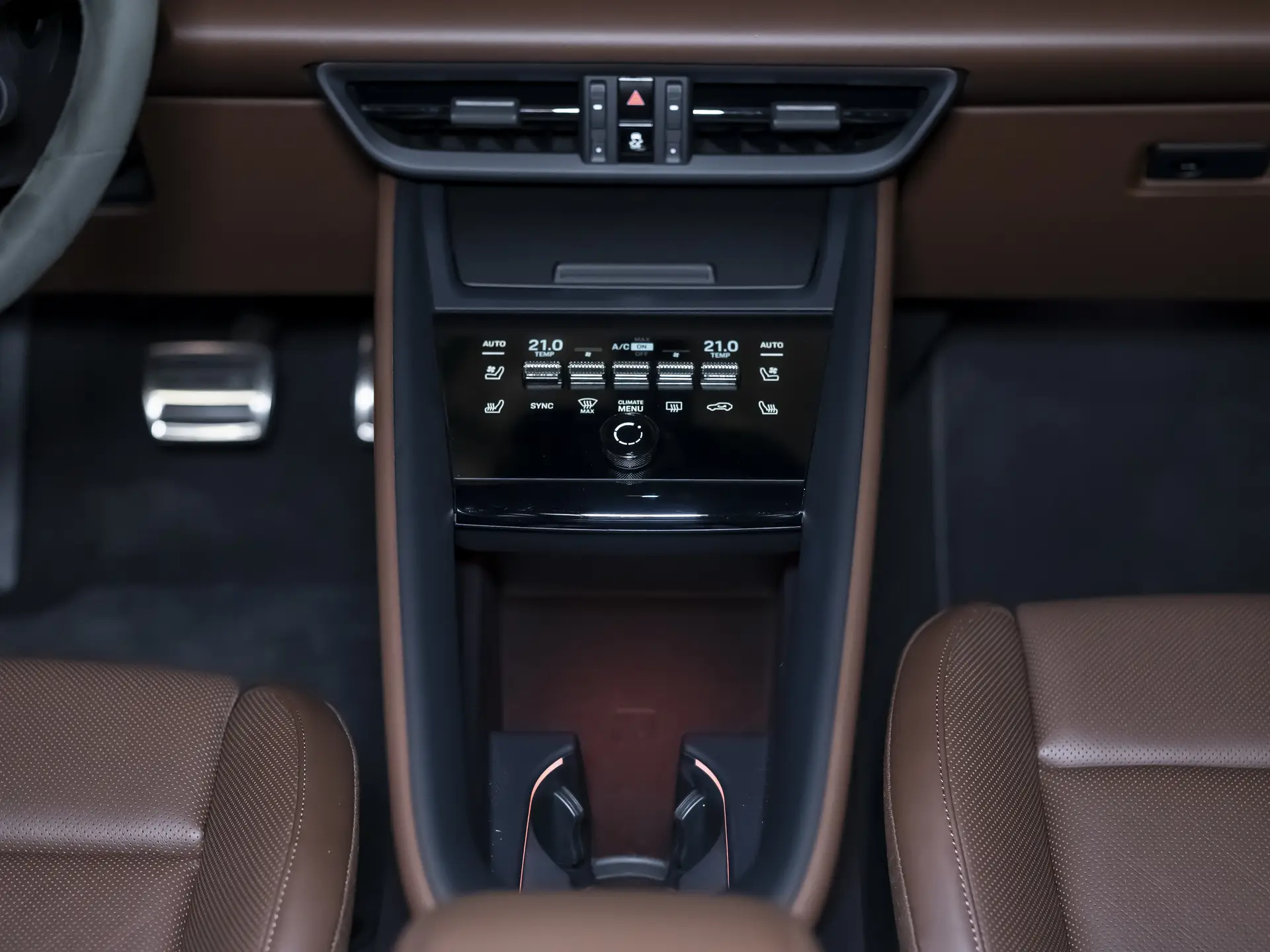 Porsche Macan Turbo, II, 2024 купить в салоне Million Miles