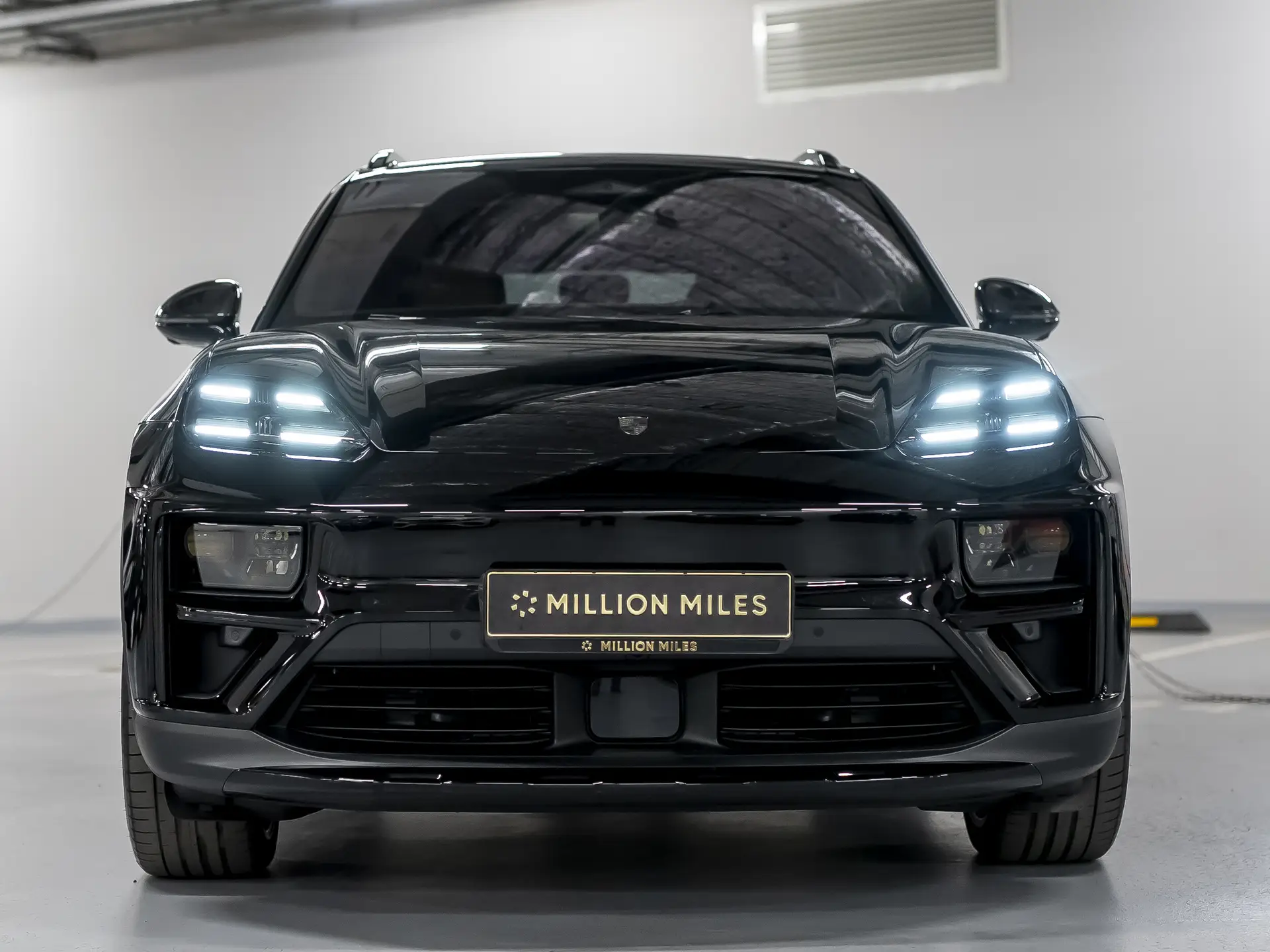 Porsche Macan Turbo, II, 2024 купить в салоне Million Miles