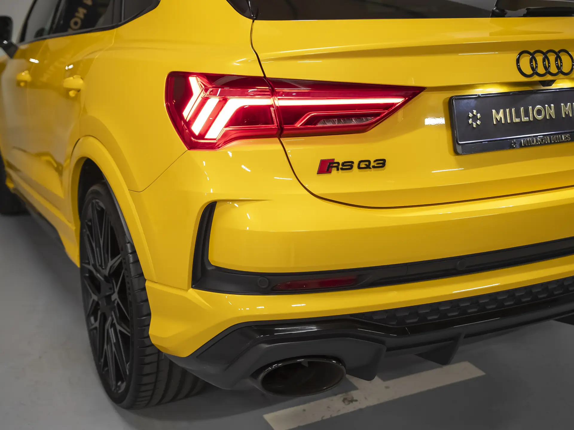 Audi RS Q3 Sportback, I (F3), 2020 купить в салоне Million Miles