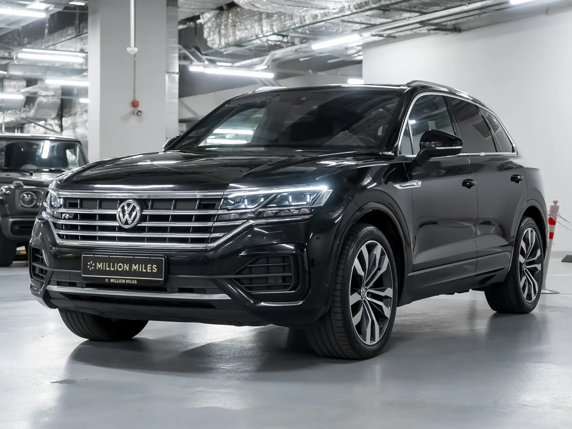 Volkswagen Touareg, III, 2019 купить в салоне Million Miles