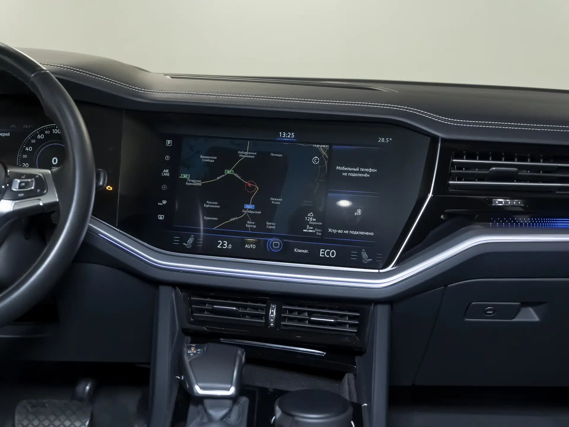 Volkswagen Touareg, III, 2019 купить в салоне Million Miles