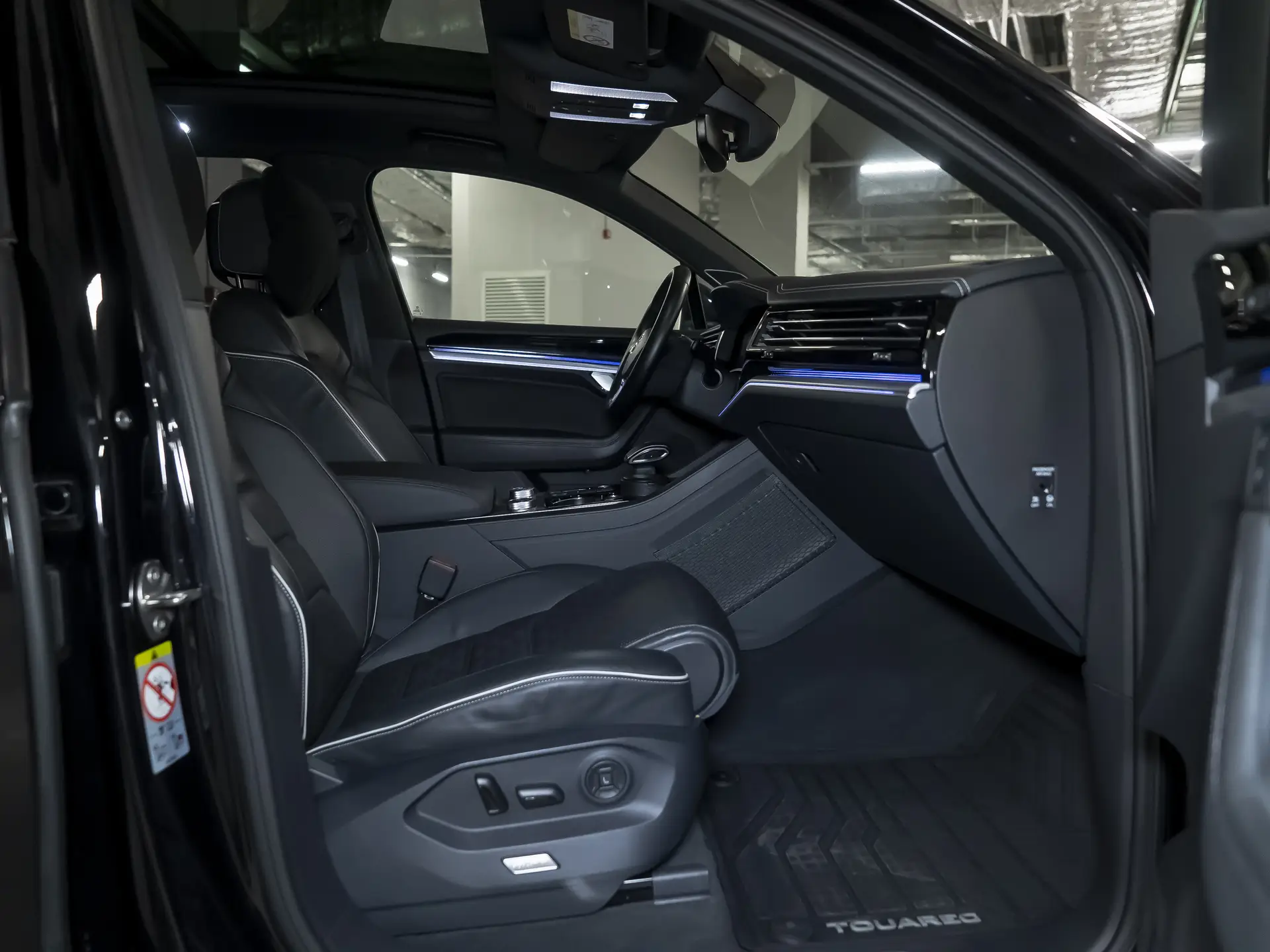 Volkswagen Touareg, III, 2019 купить в салоне Million Miles