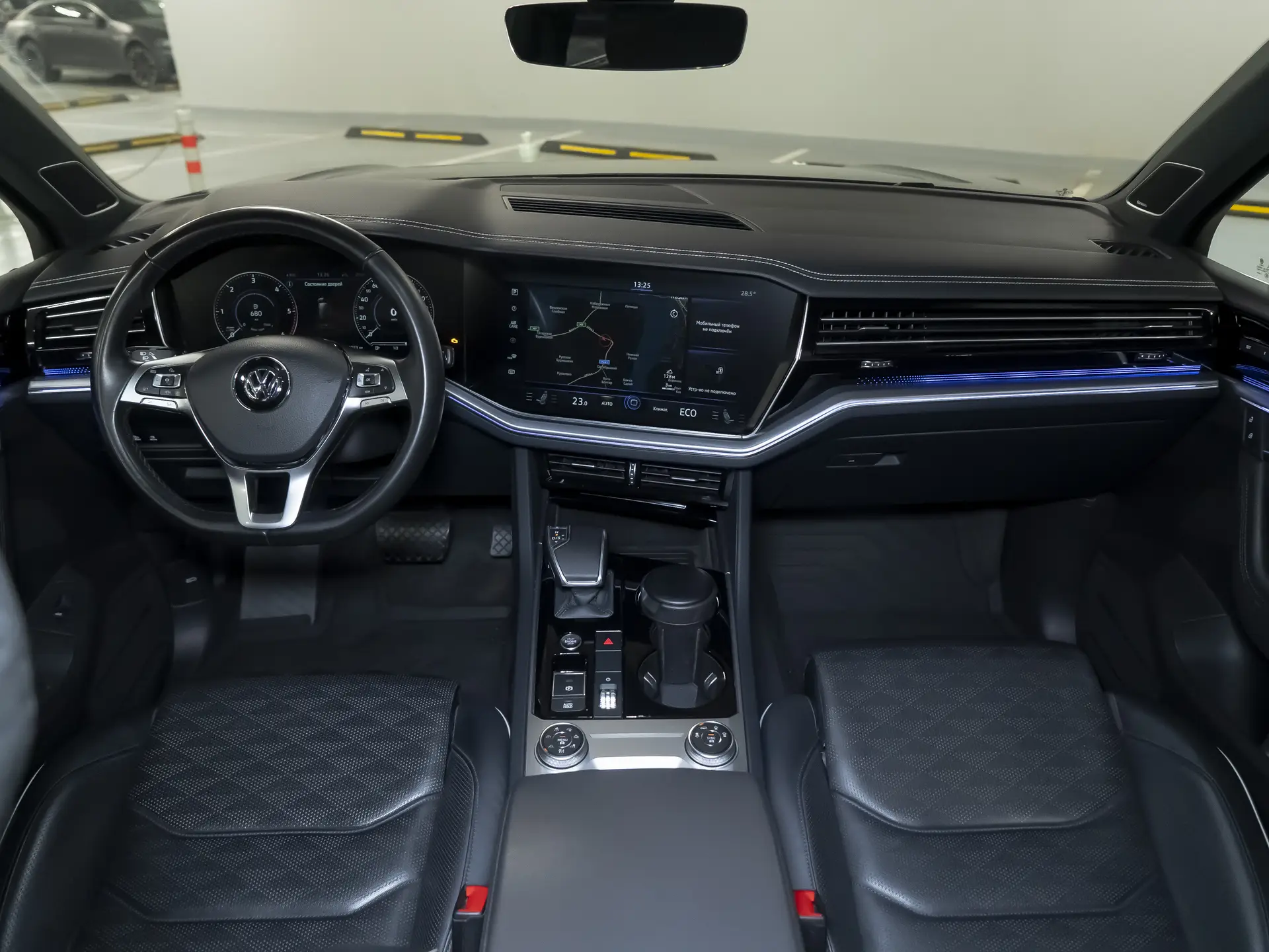 Volkswagen Touareg, III, 2019 купить в салоне Million Miles