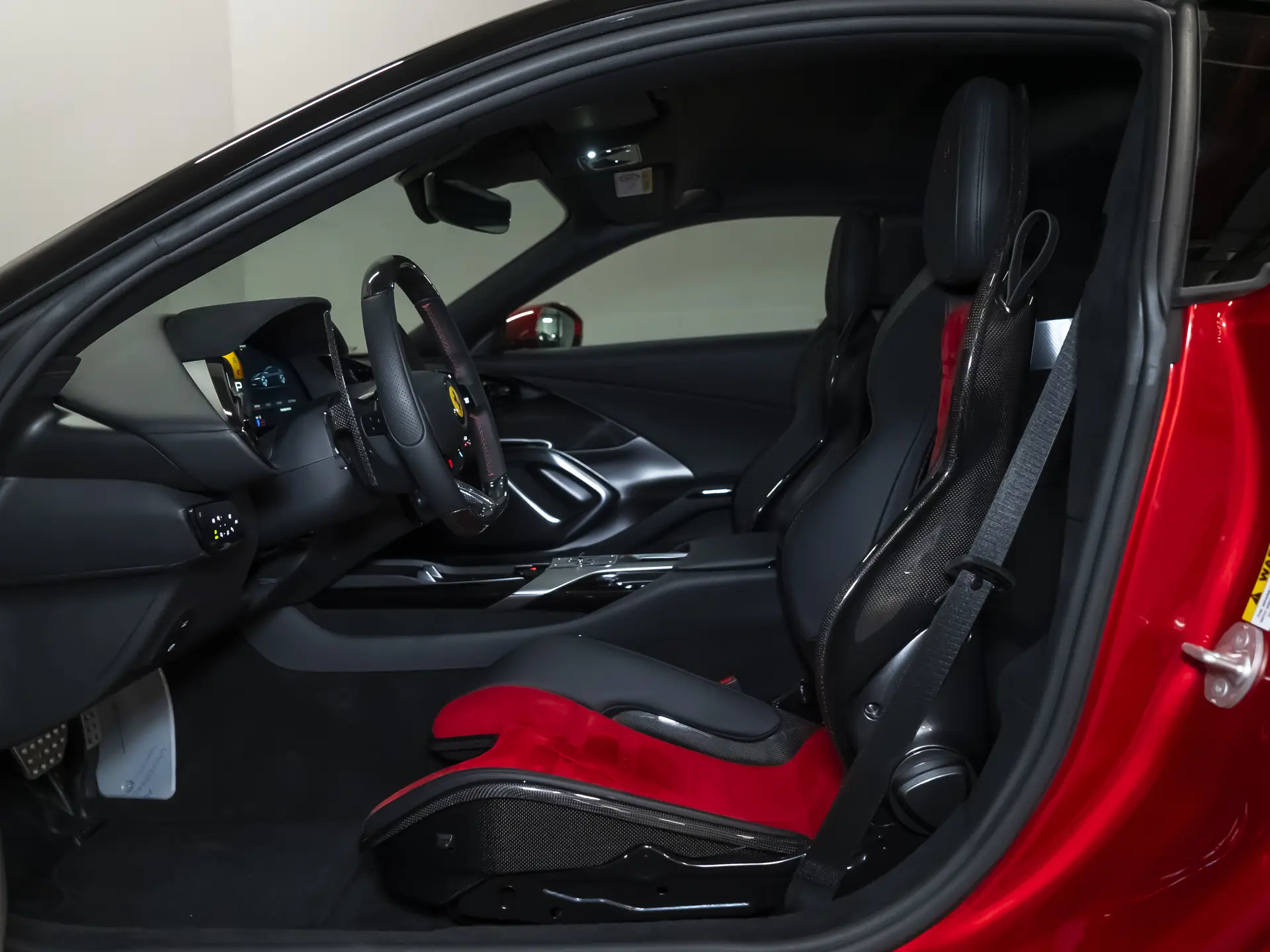 Ferrari 12Cilindri, I, 2025 купить в салоне Million Miles