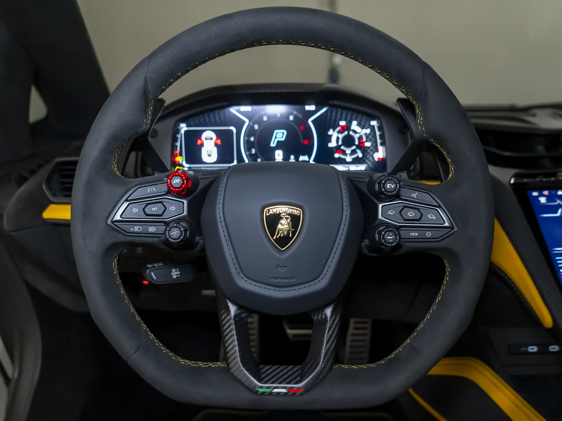 Lamborghini Revuelto, I, 2025 купить в салоне Million Miles