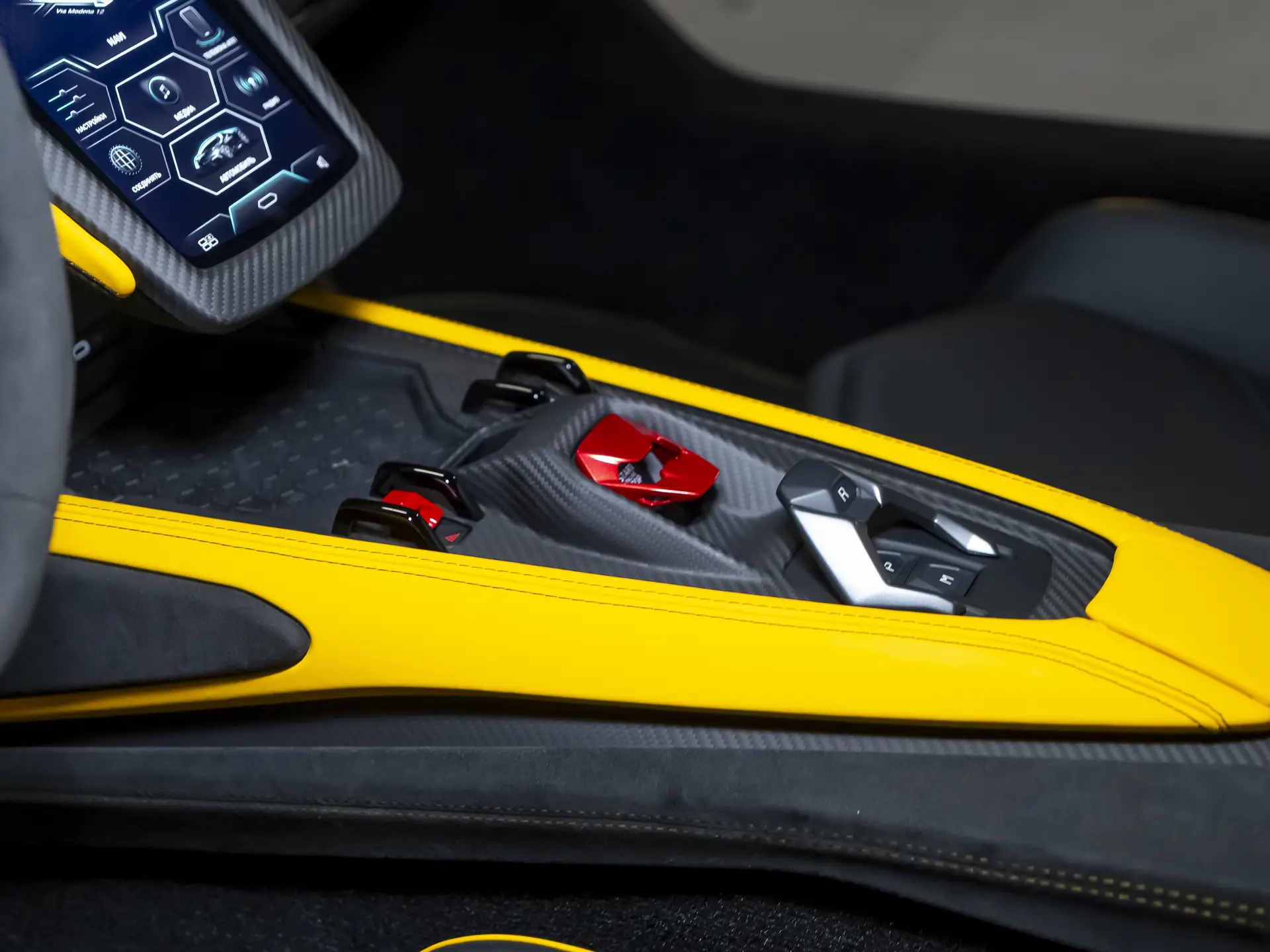 Lamborghini Revuelto, I, 2025 купить в салоне Million Miles