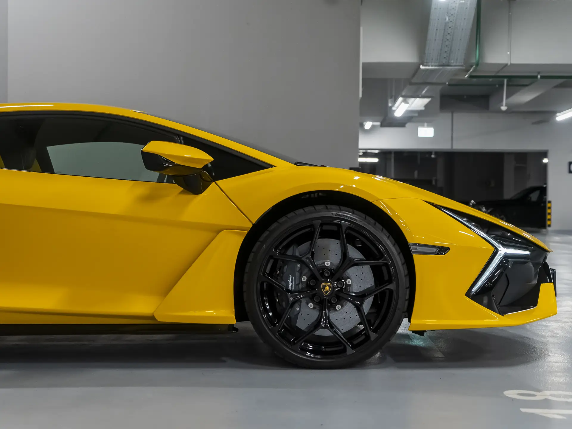 Lamborghini Revuelto, I, 2025 купить в салоне Million Miles