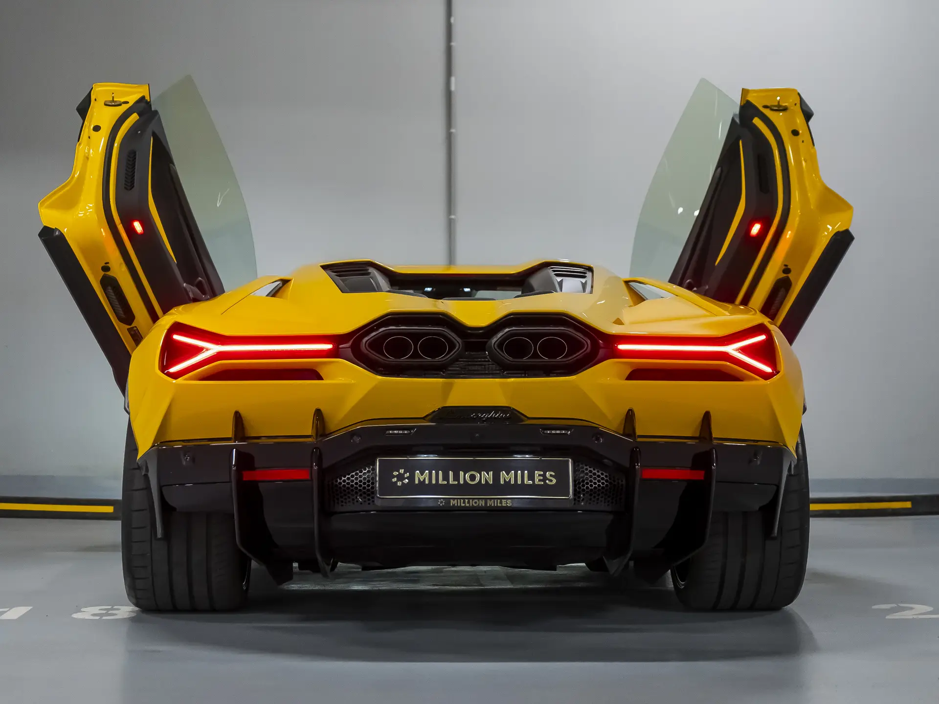 Lamborghini Revuelto, I, 2025 купить в салоне Million Miles