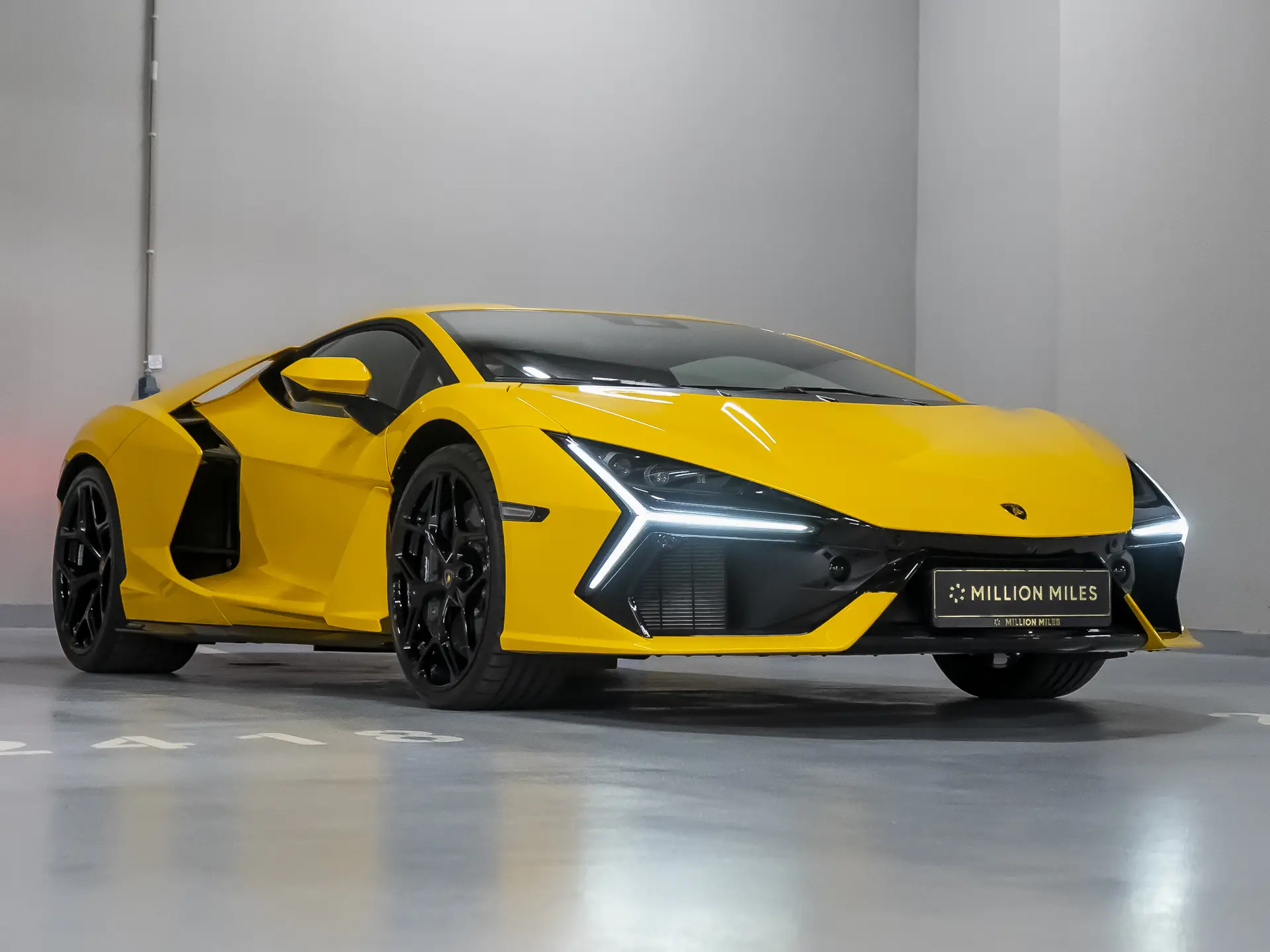 Lamborghini Revuelto, I, 2025 купить в салоне Million Miles