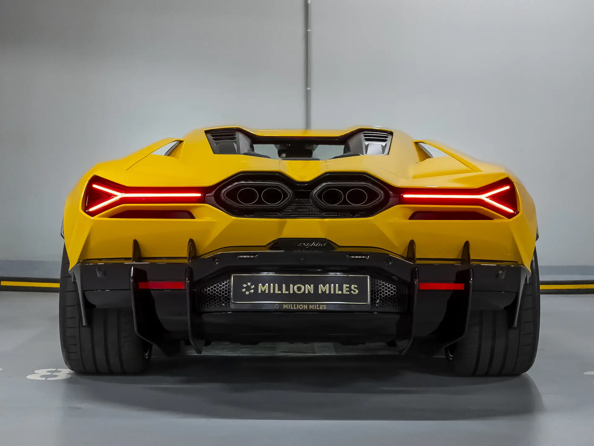 Lamborghini Revuelto, I, 2025 купить в салоне Million Miles