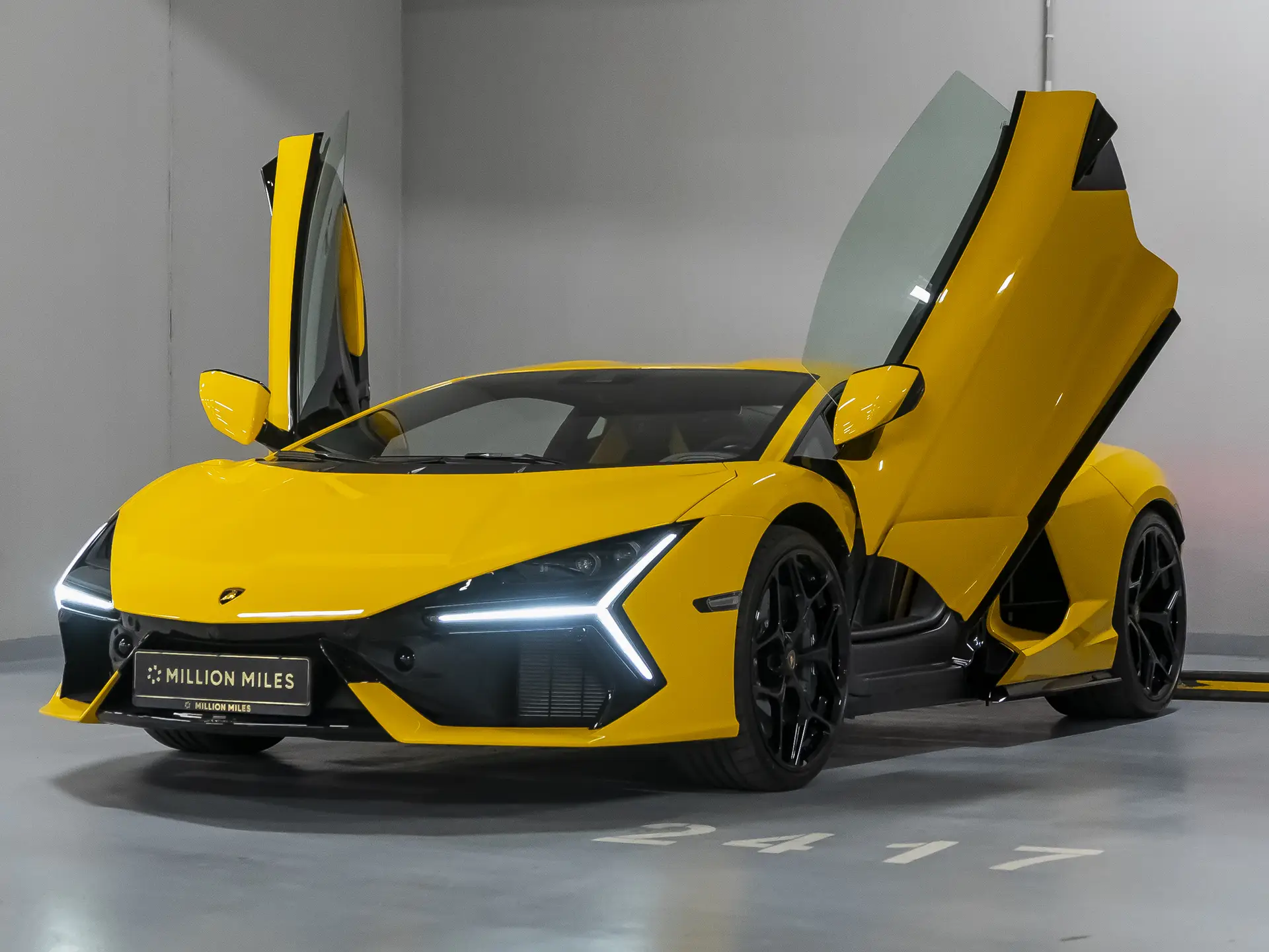 Lamborghini Revuelto, I, 2025 купить в салоне Million Miles