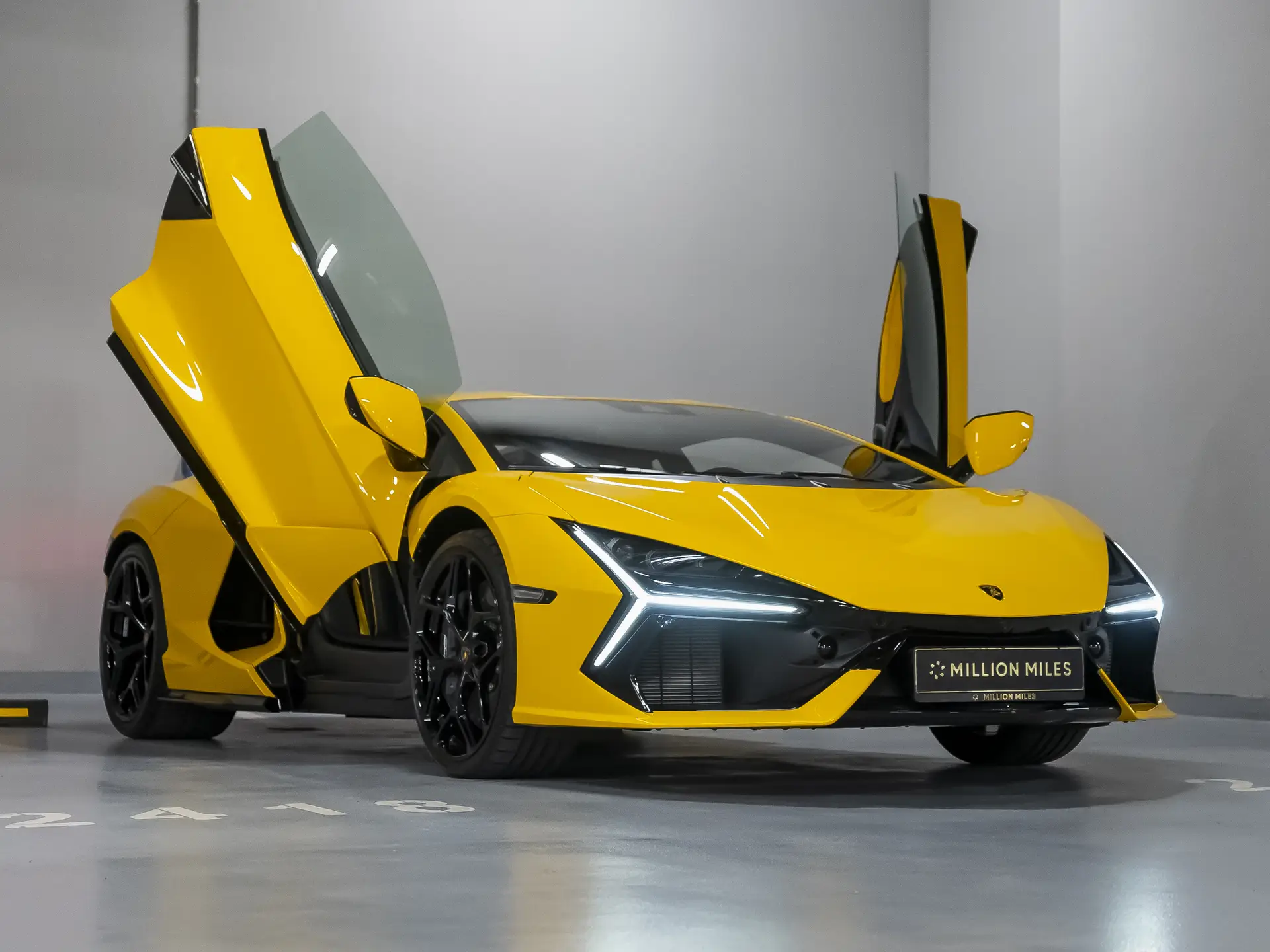 Lamborghini Revuelto, I, 2025 купить в салоне Million Miles