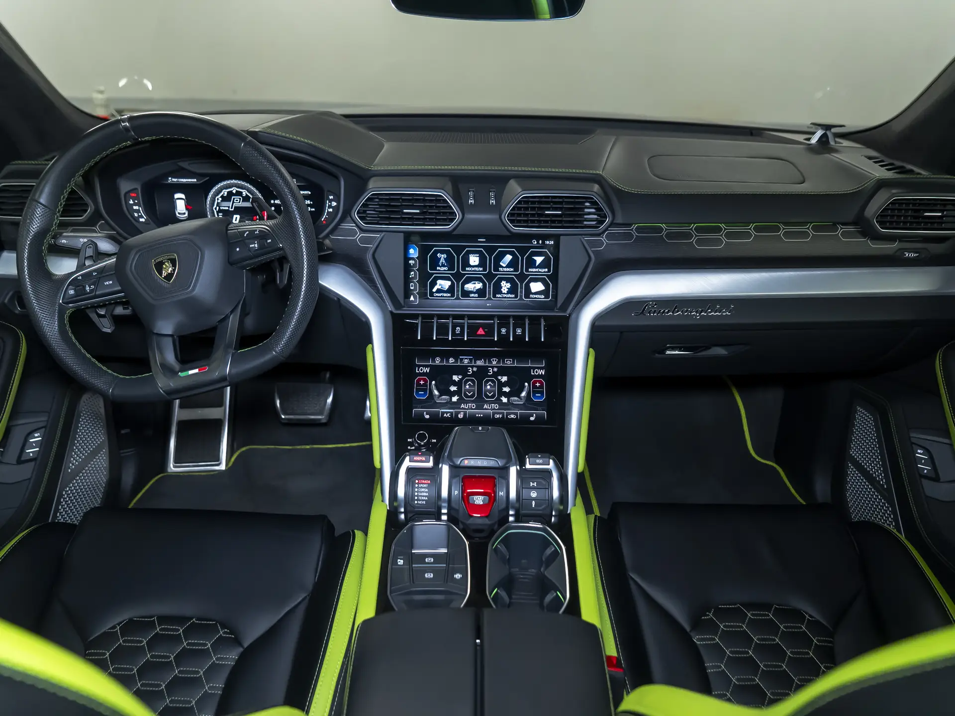 Lamborghini Urus, I, 2019 купить в салоне Million Miles