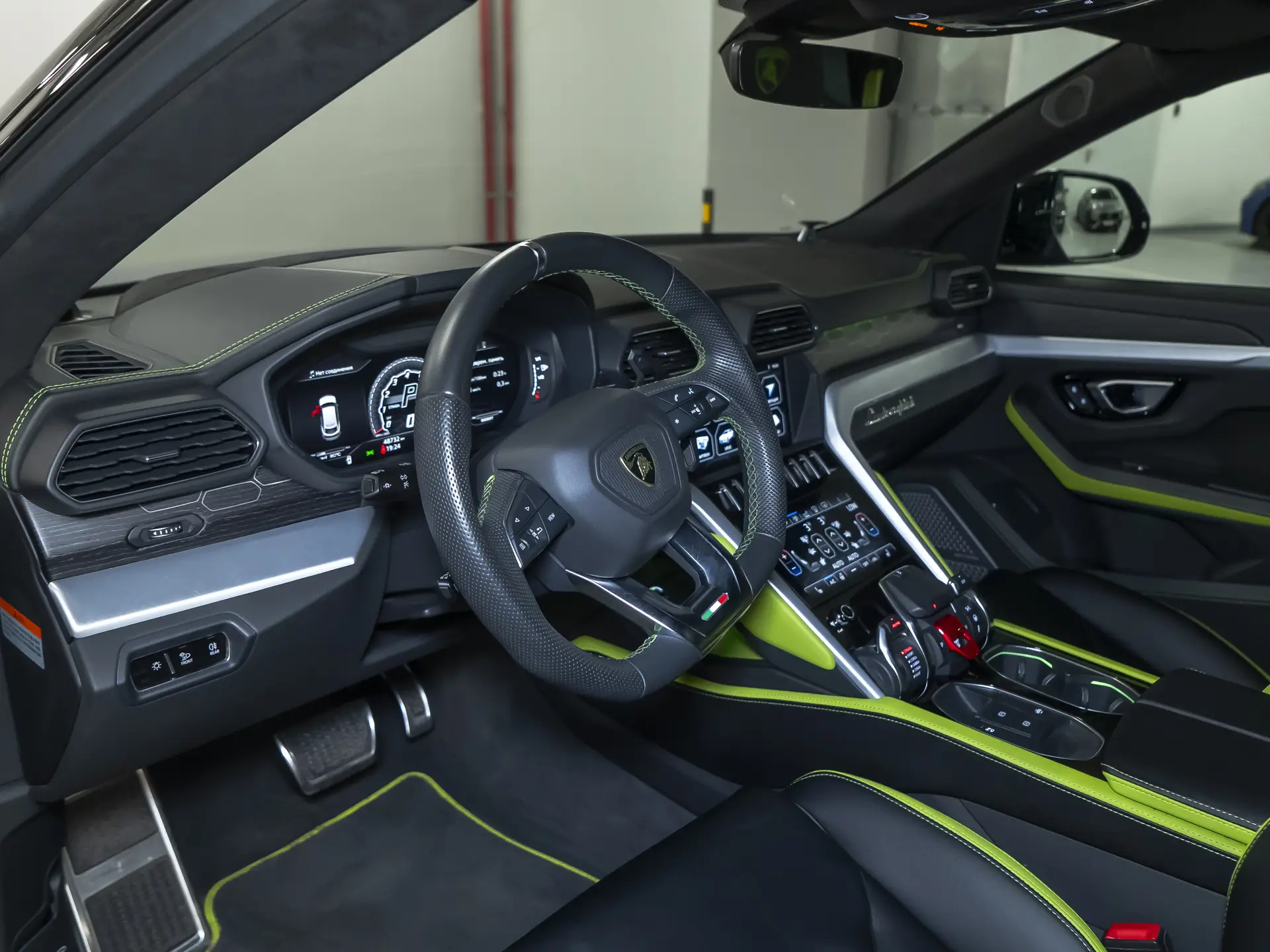 Lamborghini Urus, I, 2019 купить в салоне Million Miles