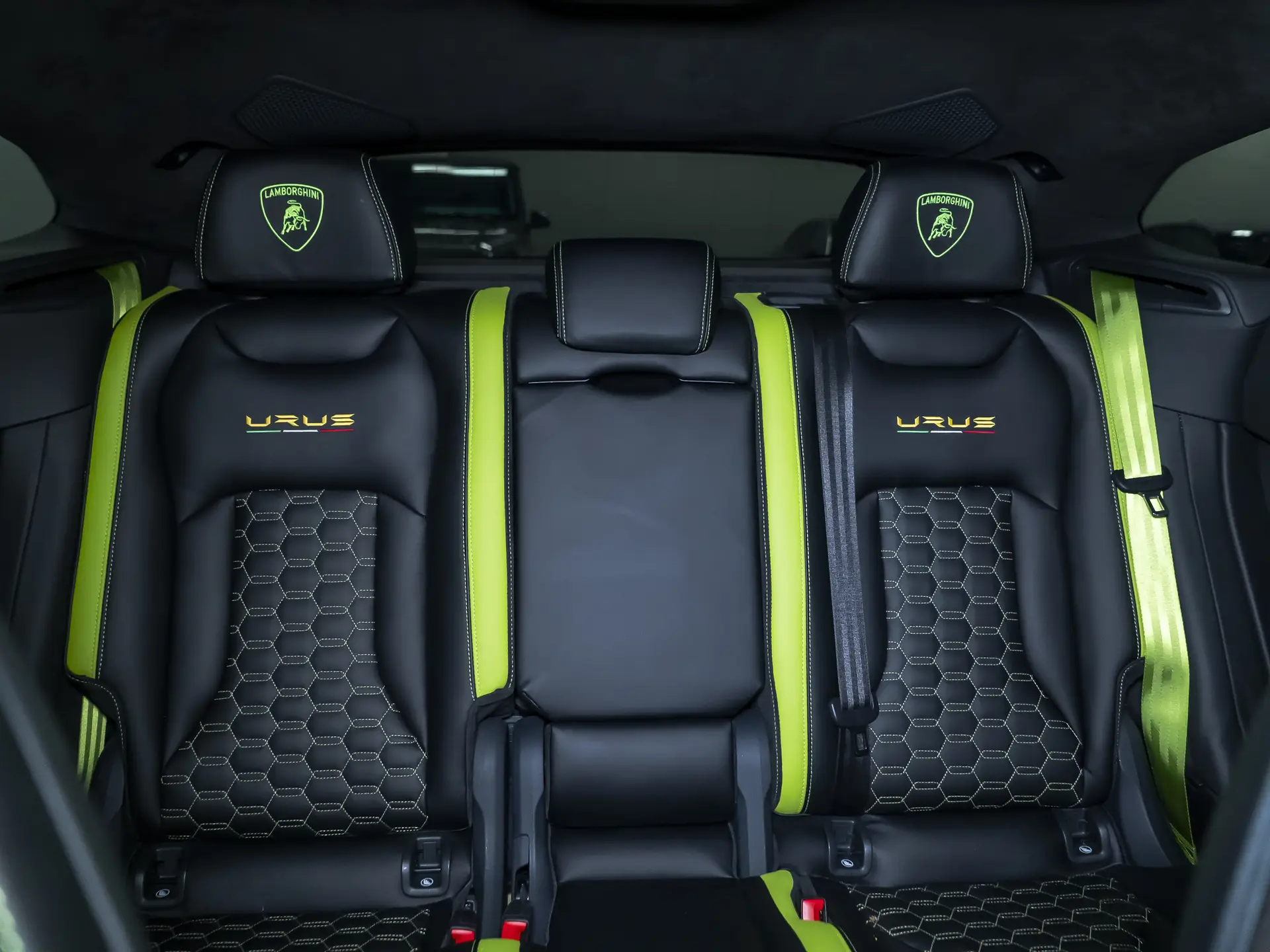 Lamborghini Urus, I, 2019 купить в салоне Million Miles