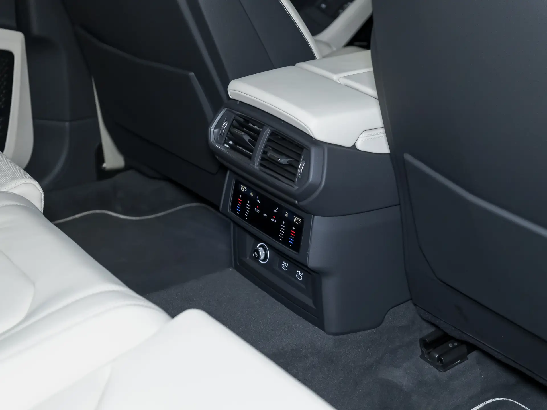 Lamborghini Urus, I Рестайлинг, 2023 купить в салоне Million Miles