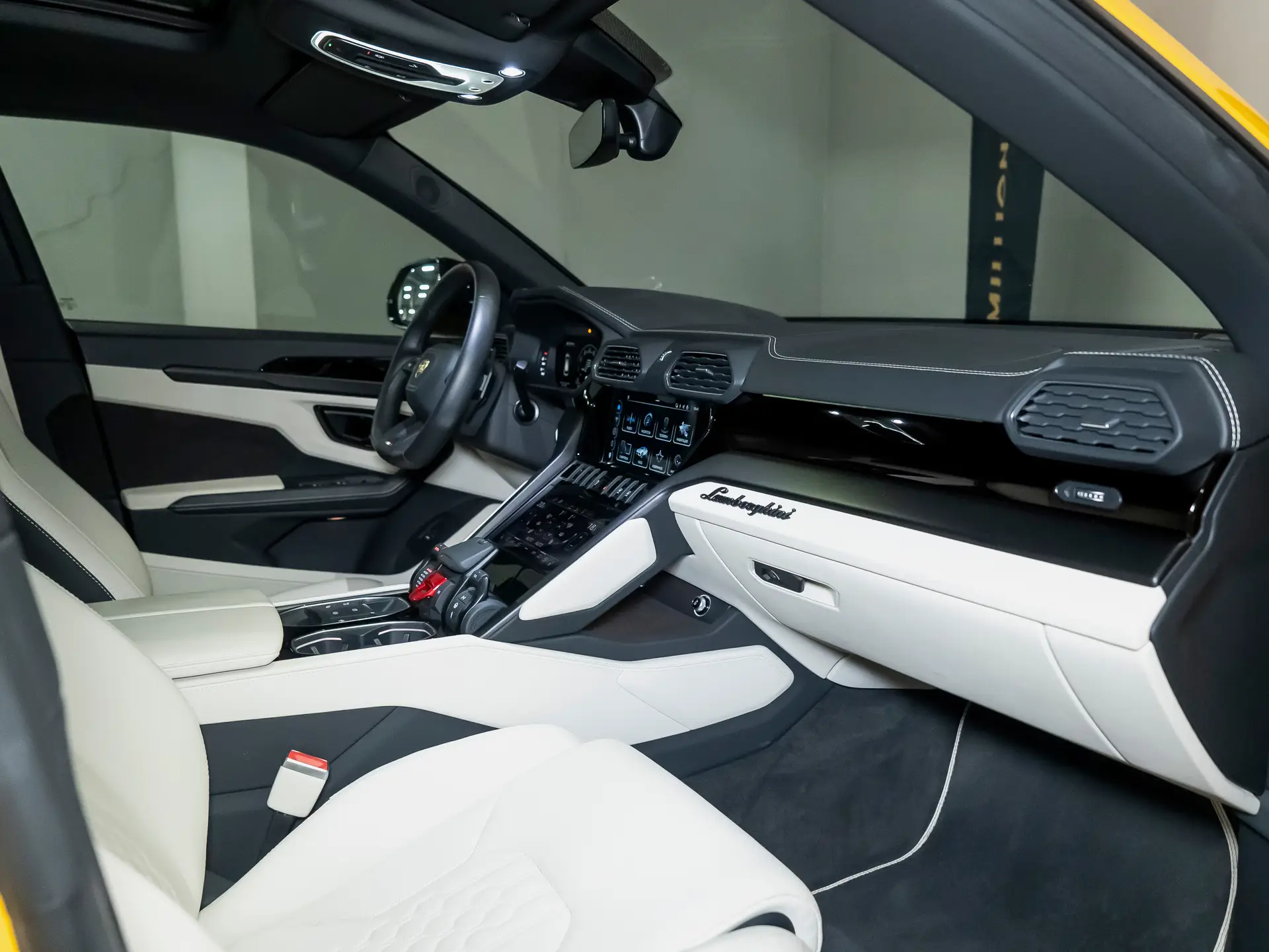 Lamborghini Urus, I Рестайлинг, 2023 купить в салоне Million Miles