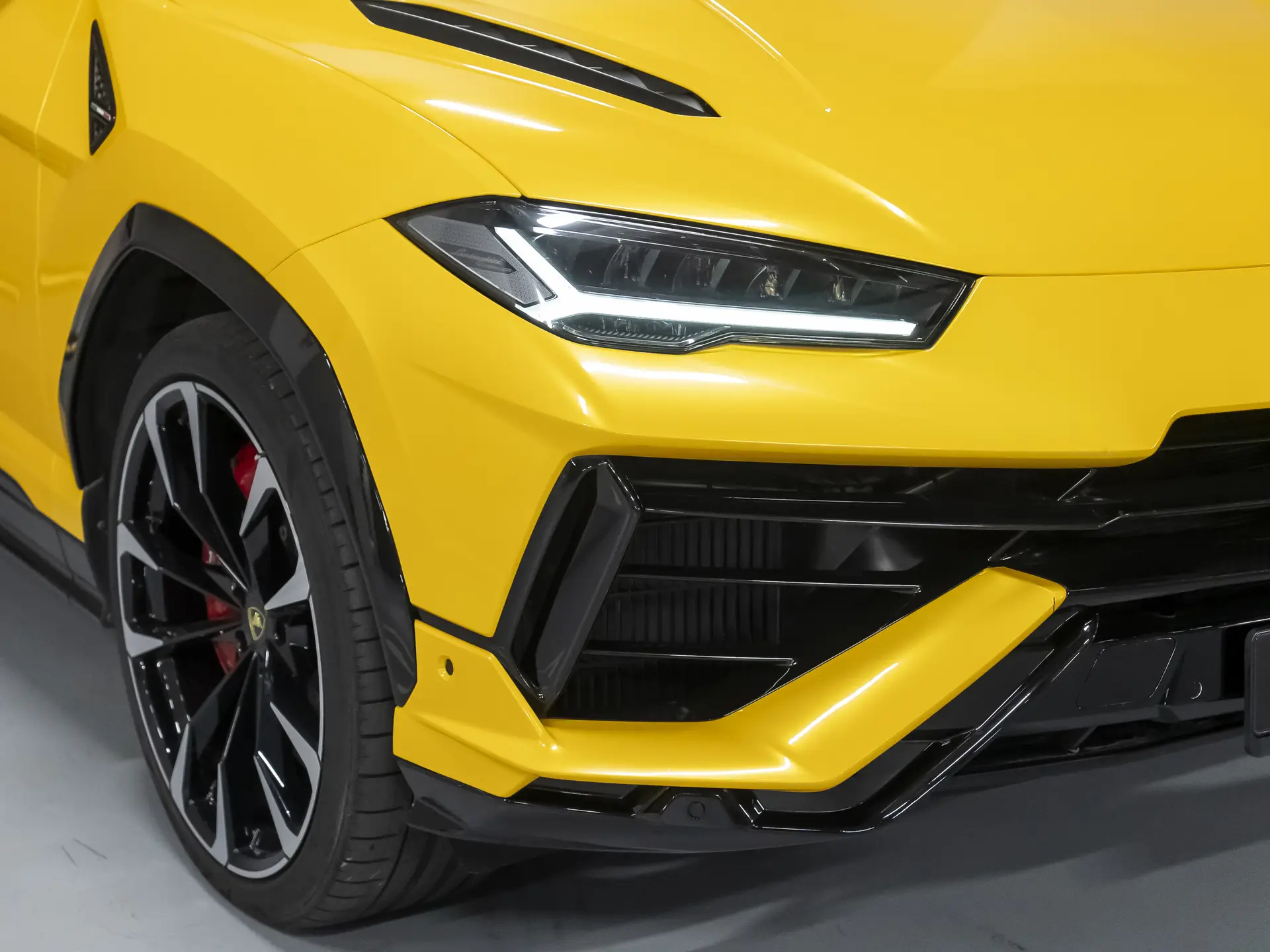 Lamborghini Urus, I Рестайлинг, 2023 купить в салоне Million Miles