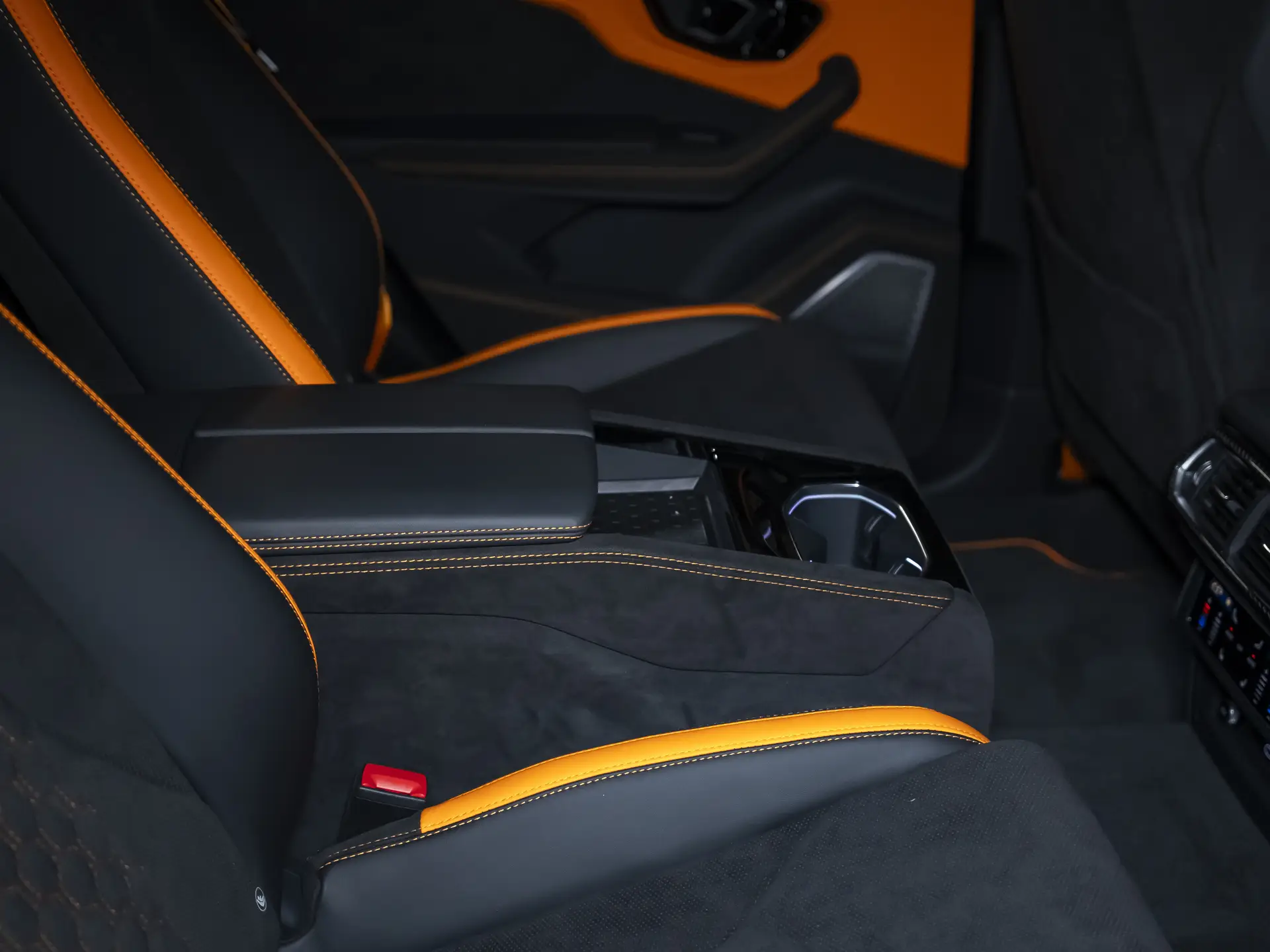 Lamborghini Urus, I Рестайлинг, 2024 купить в салоне Million Miles