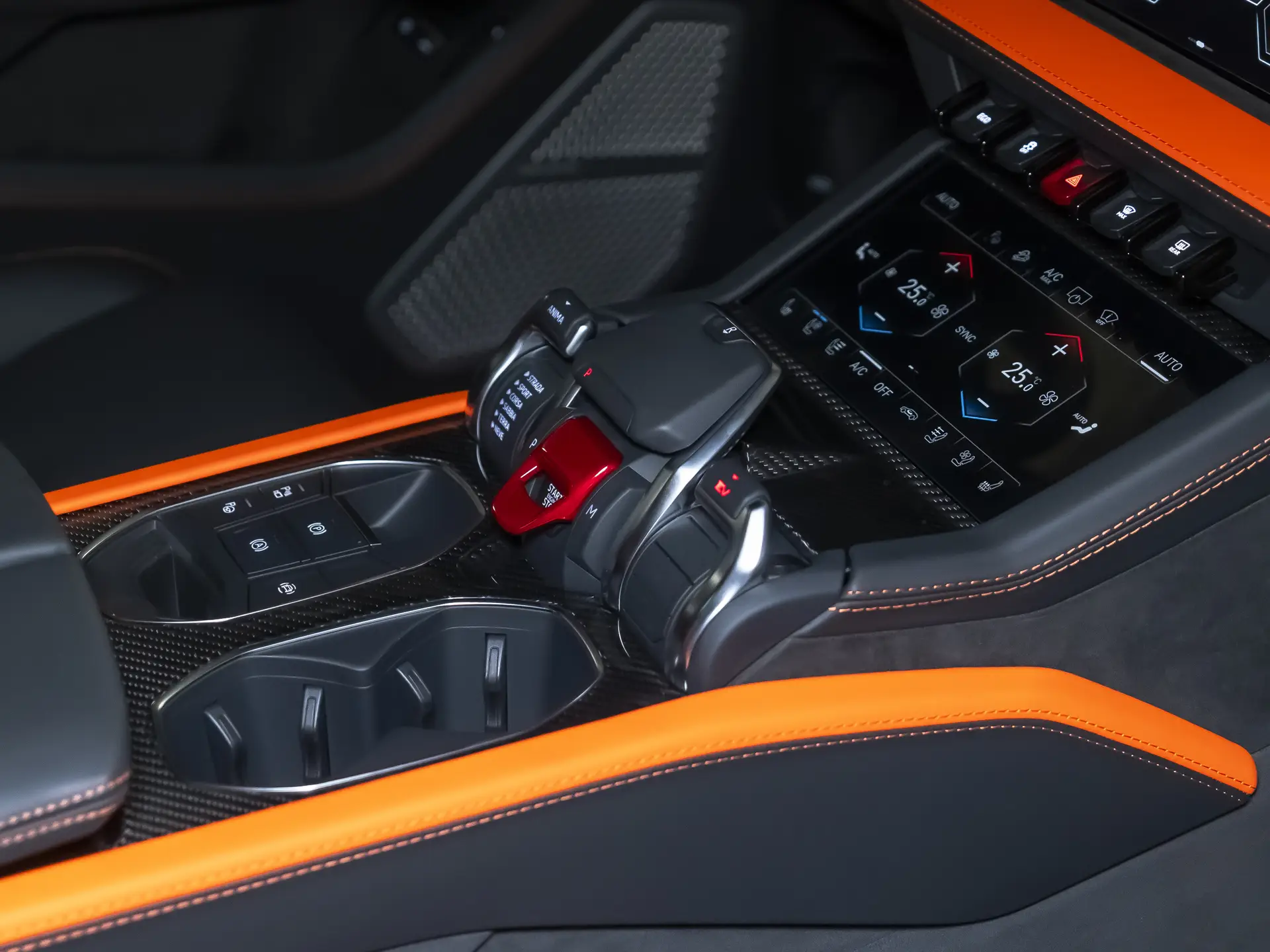 Lamborghini Urus, I Рестайлинг, 2025 купить в салоне Million Miles