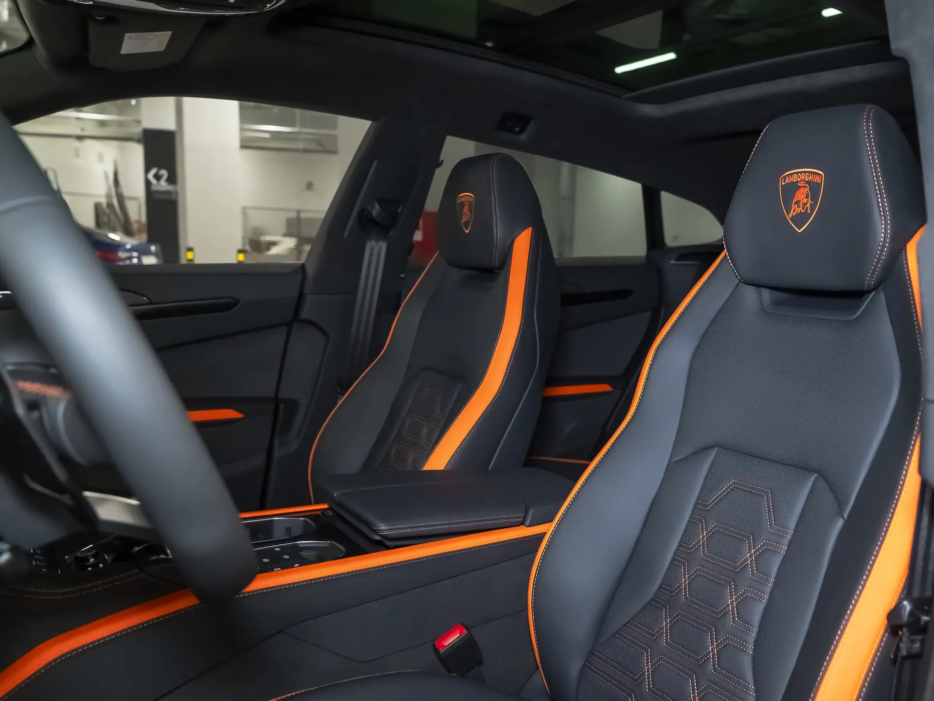 Lamborghini Urus, I Рестайлинг, 2025 купить в салоне Million Miles