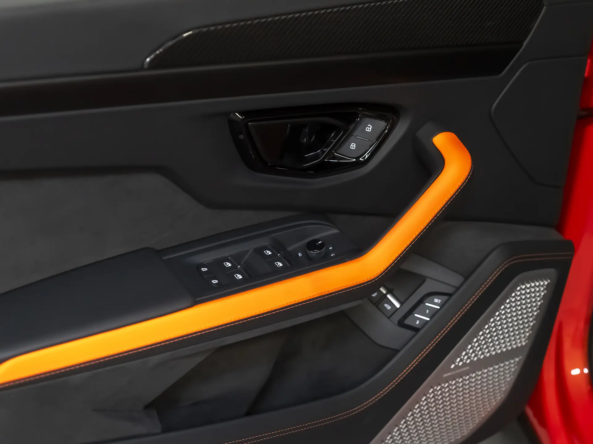 Lamborghini Urus, I Рестайлинг, 2025 купить в салоне Million Miles