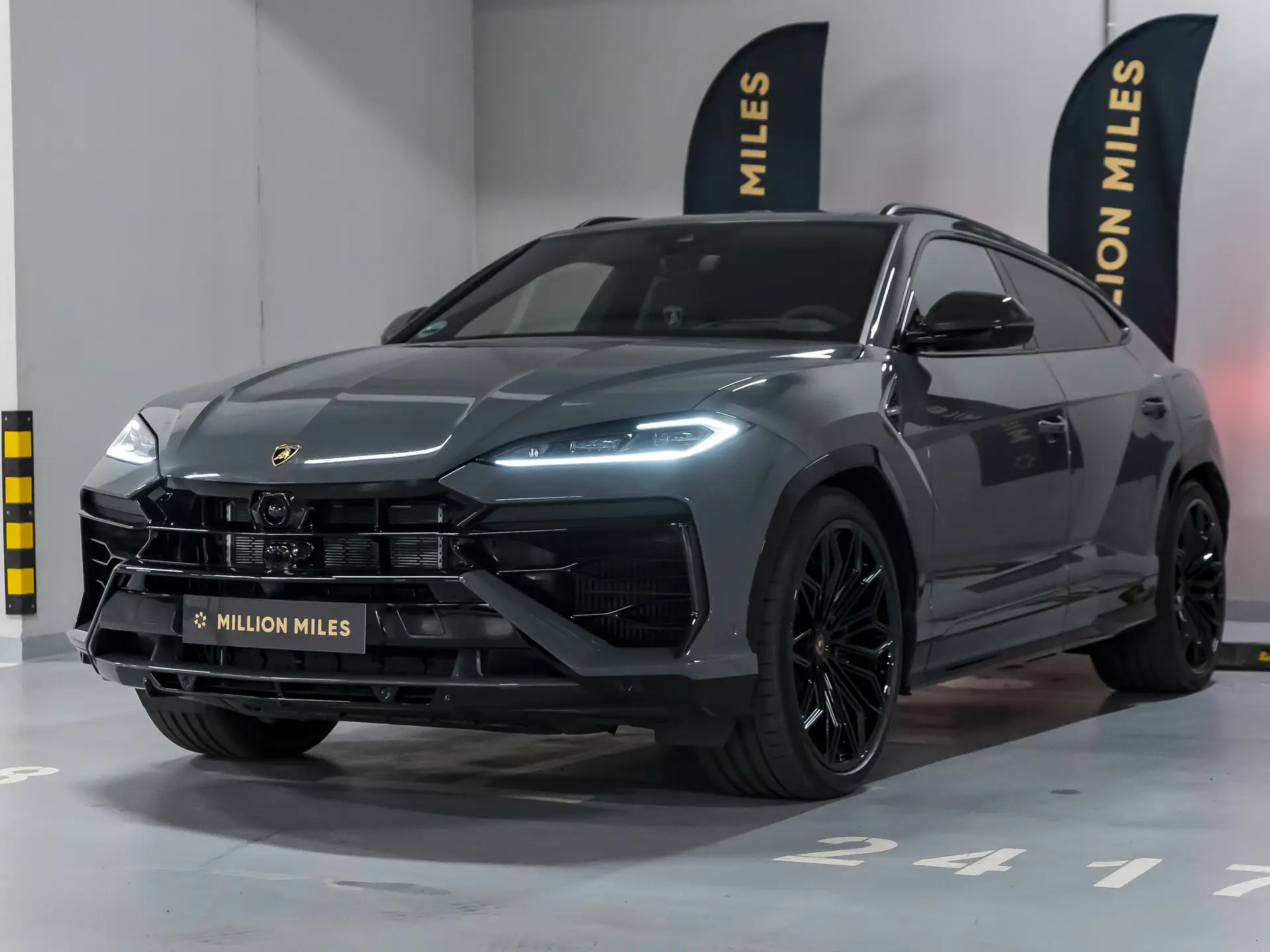Lamborghini Urus SE, I Рестайлинг, 2025 купить в салоне Million Miles