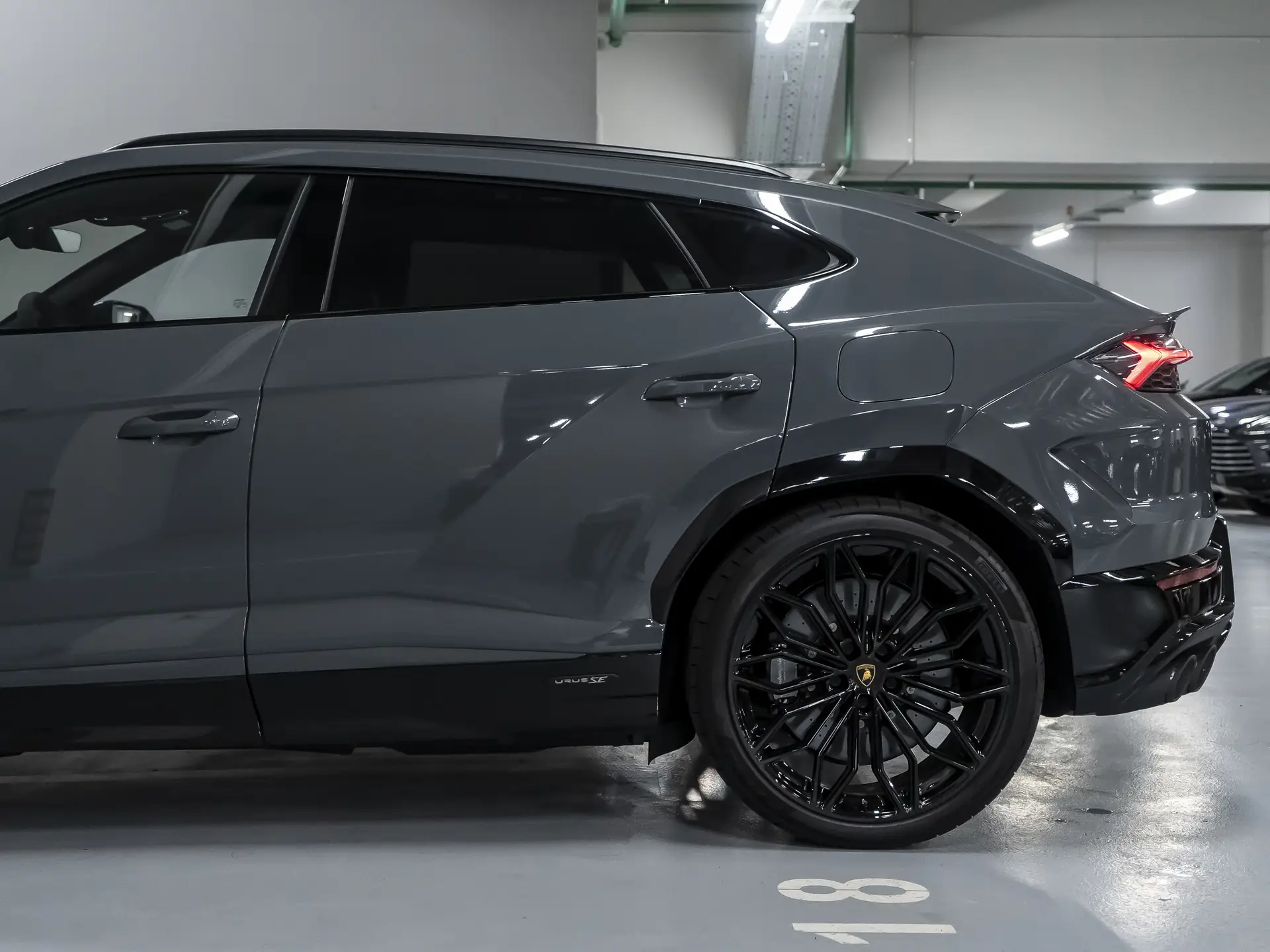 Lamborghini Urus SE, I Рестайлинг, 2025 купить в салоне Million Miles