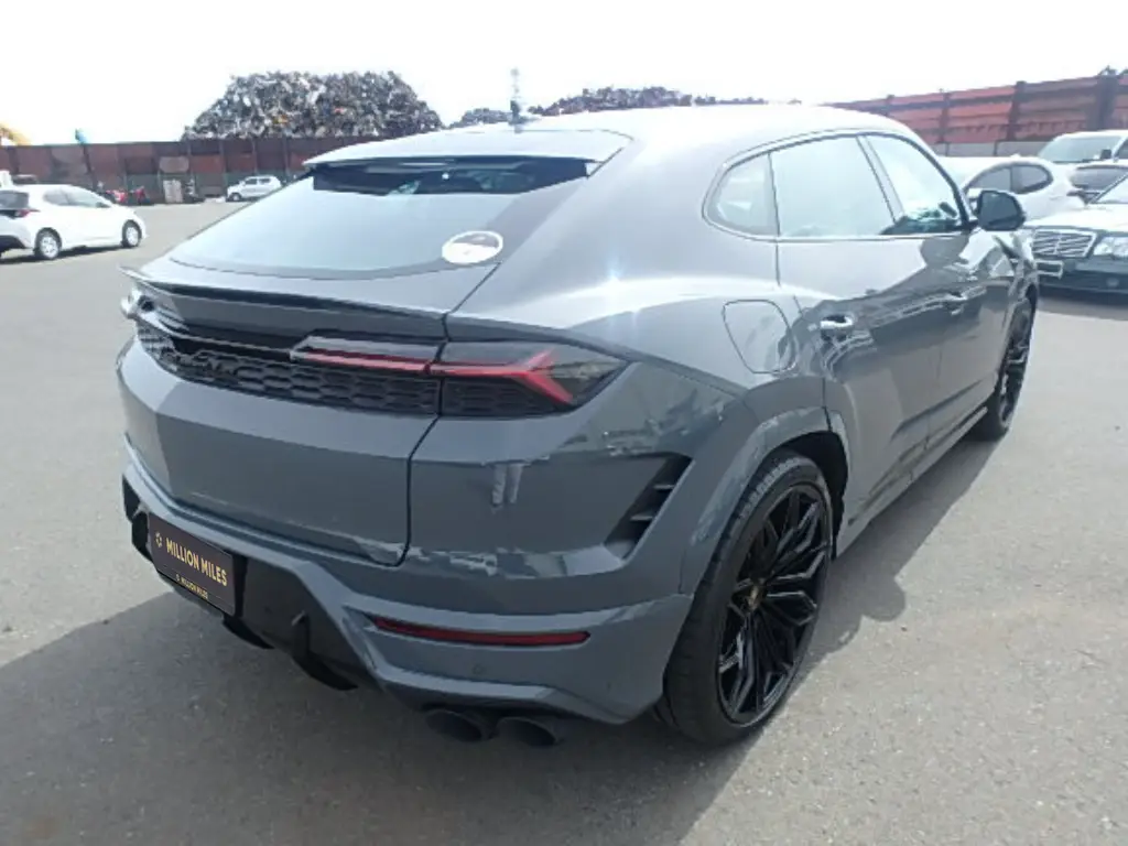 Lamborghini Urus SE, I Рестайлинг, 2025 купить в салоне Million Miles