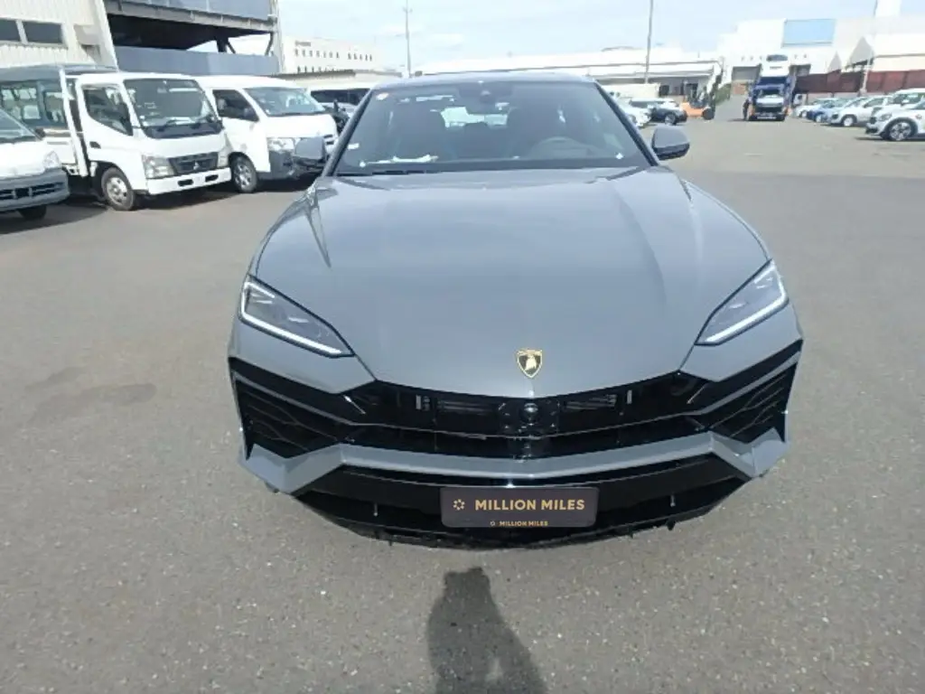 Lamborghini Urus SE, I Рестайлинг, 2025 купить в салоне Million Miles