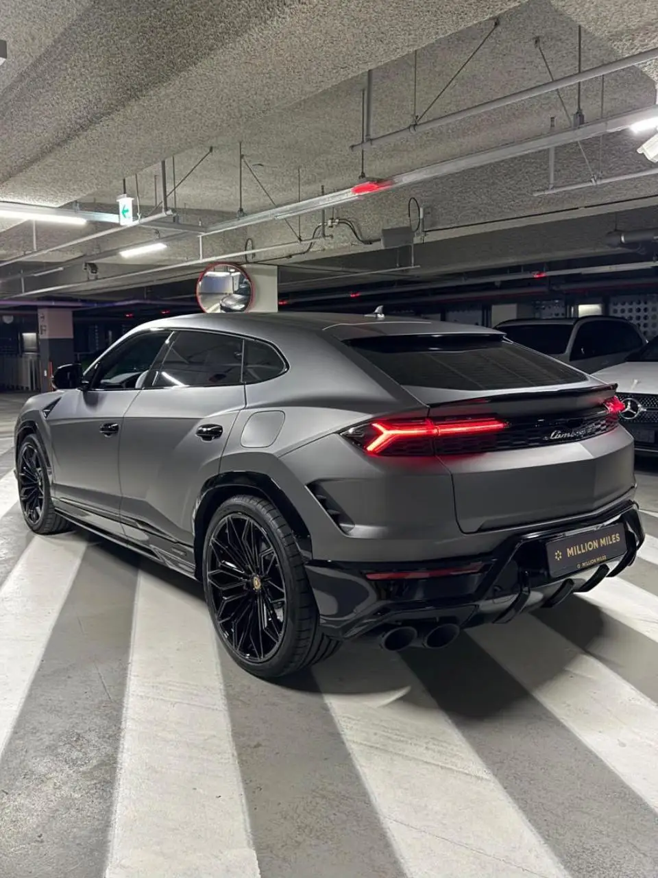 Lamborghini Urus SE, I Рестайлинг, 2025 купить в салоне Million Miles